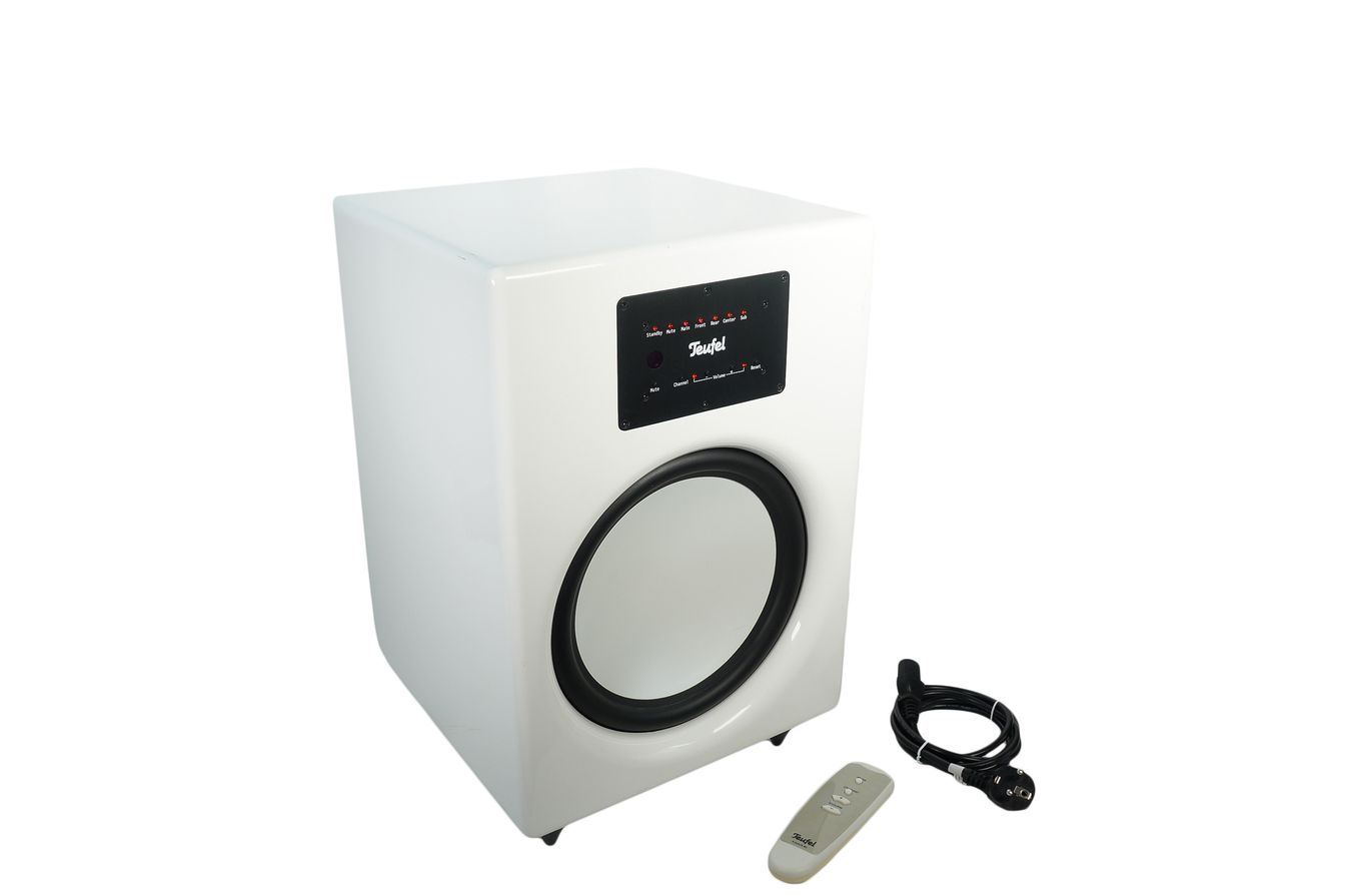 Teufel_A_500-6_SW_Subwoofer_Motiv_5_Aktiv_Weiss_02_result