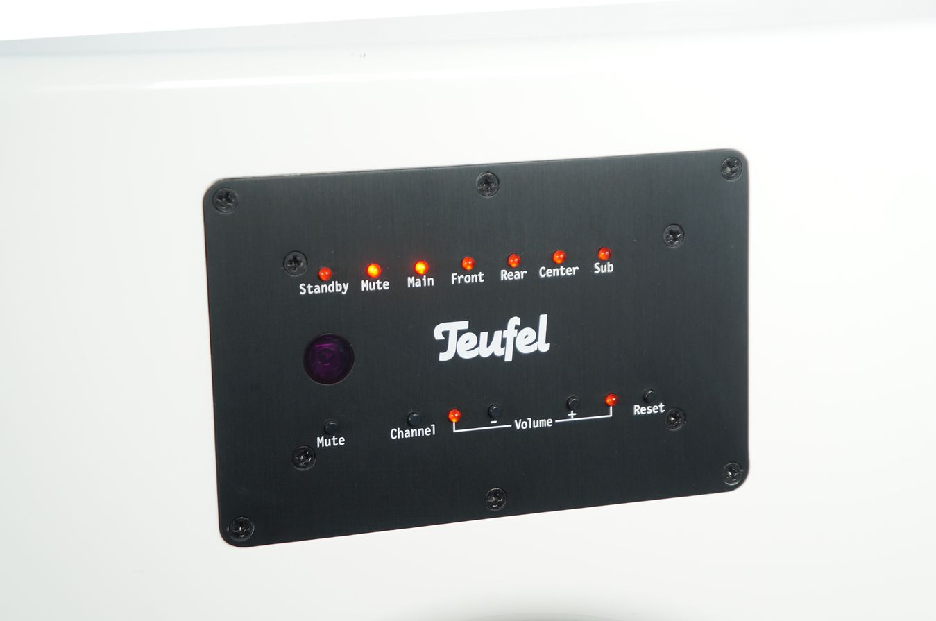 Teufel_A_500-6_SW_Subwoofer_Motiv_5_Aktiv_Weiss_result