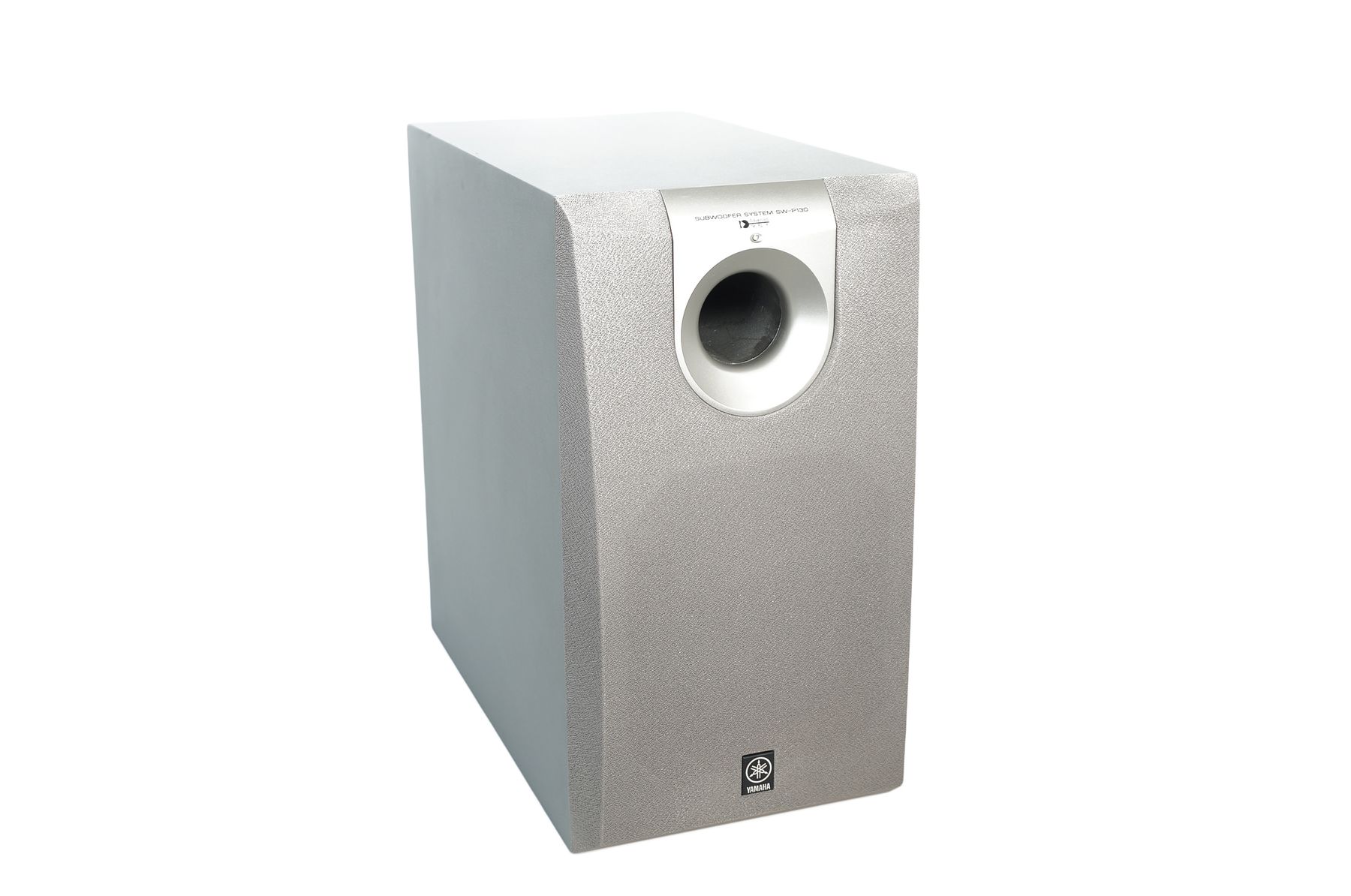 Yamaha_SW-P130_Subwoofer_Aktiv_Silber_result