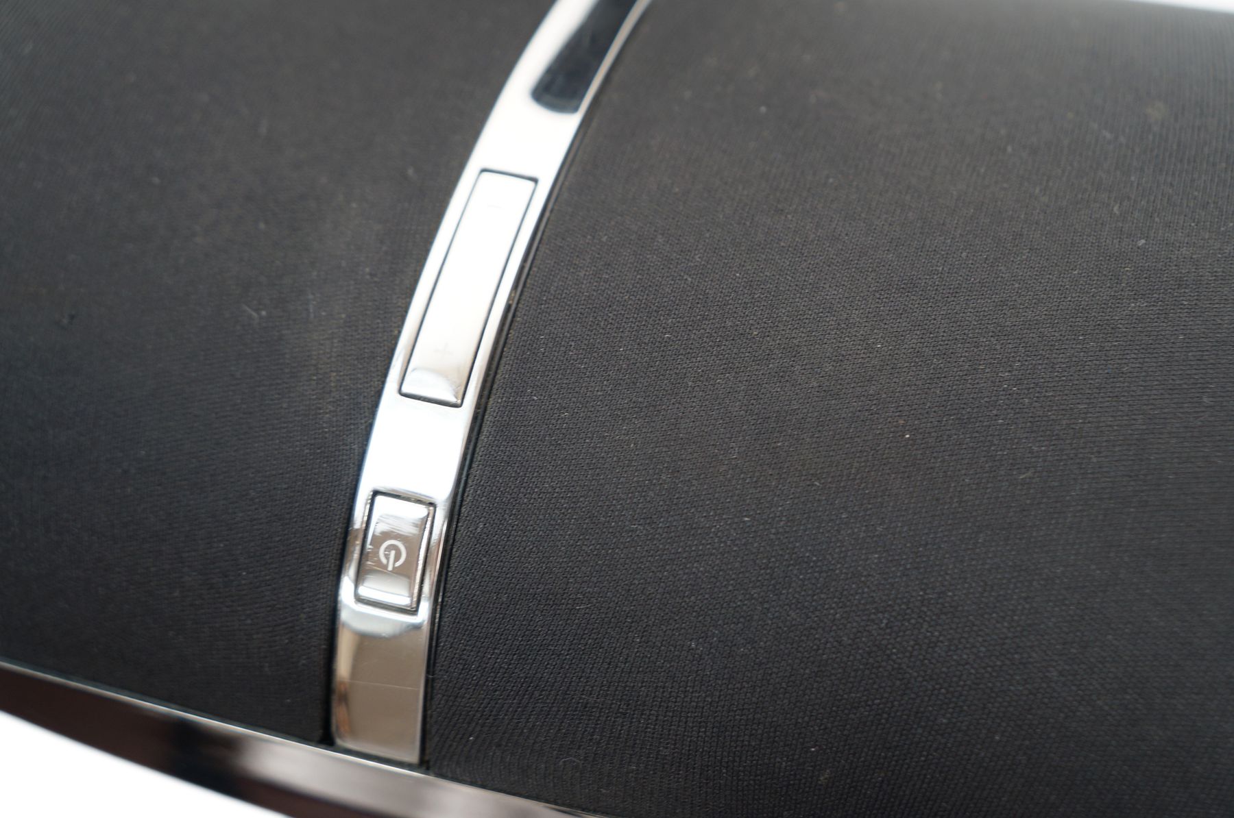 Bowers__Wilkins_Zeppelin_inkl._Ipod_8GB_05_result