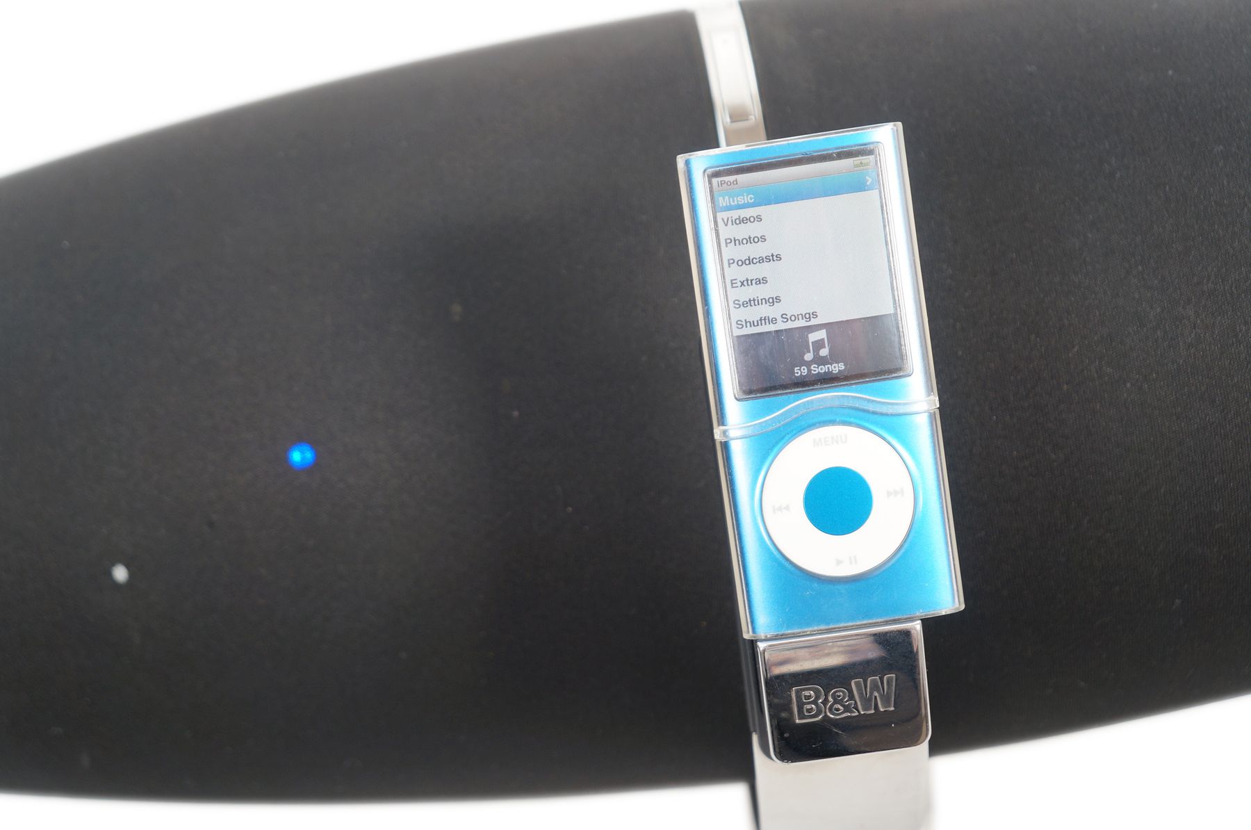 Bowers__Wilkins_Zeppelin_inkl._Ipod_8GB_10_result