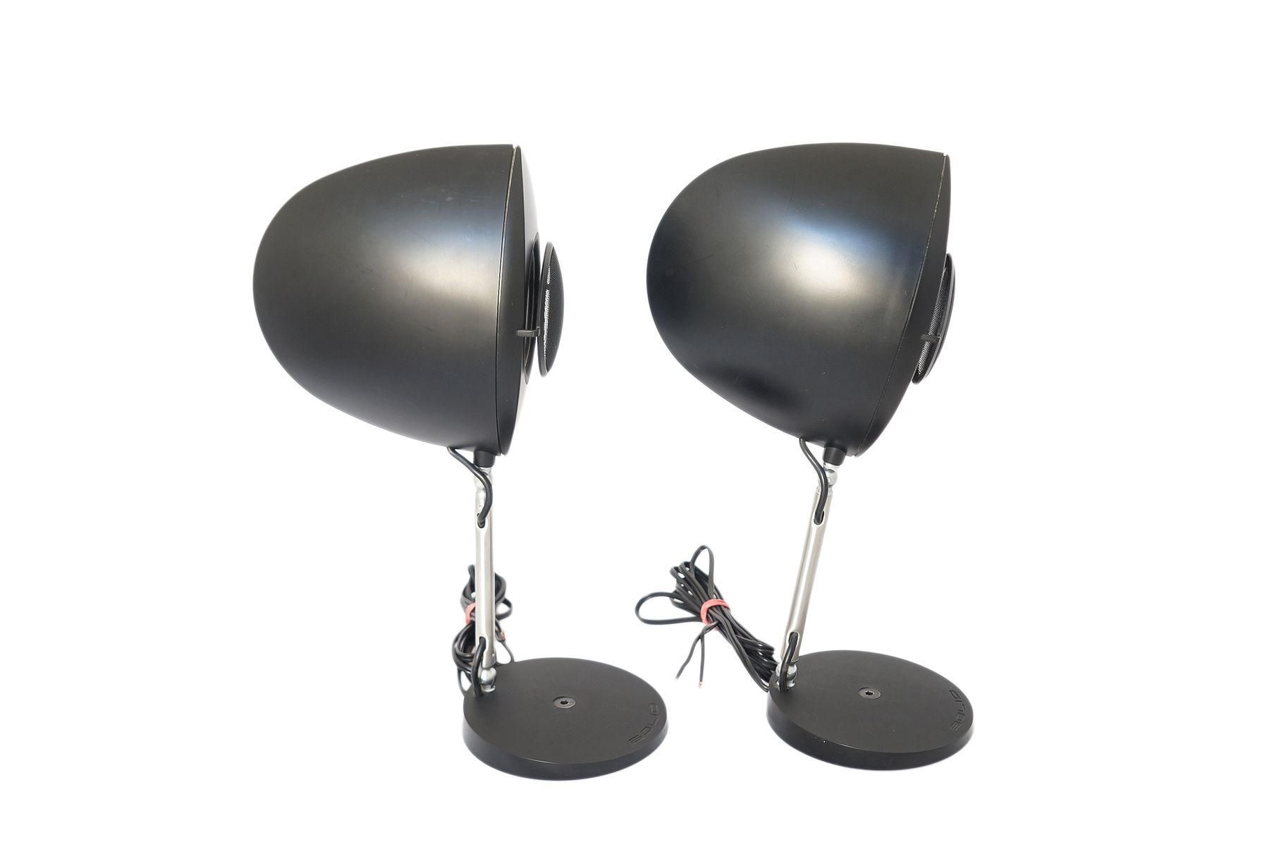 Bowers__Wilkins_BW_Rock_Solide_Ovale_Passives_Heimkino-system_10_result