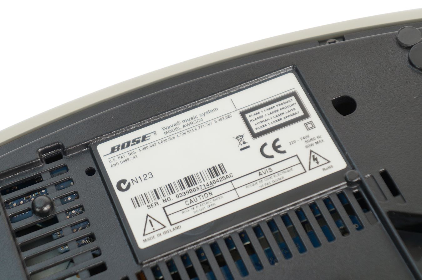 Bose_Wave_Music_System_AWRCC4_WeiB_08_result