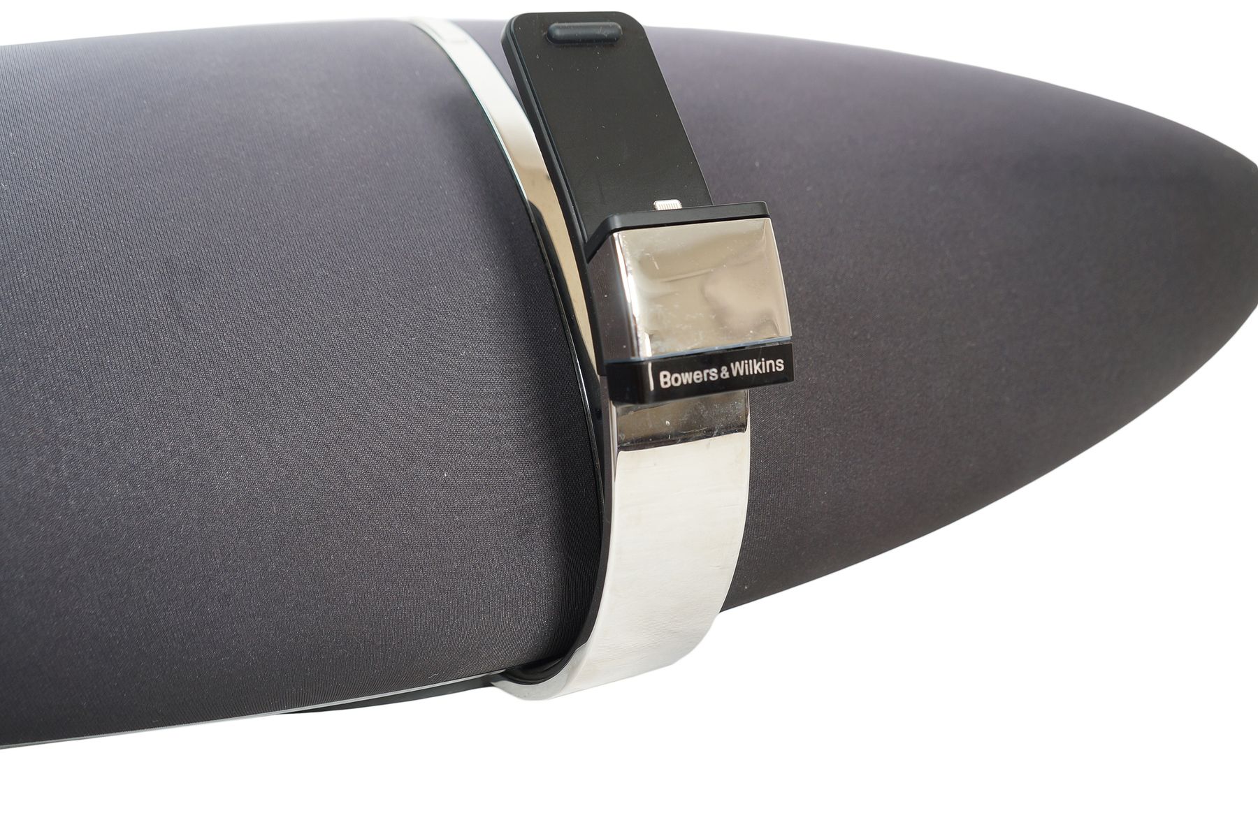 Bowers__Wilkins_Zeppelin_Air_Wireless_Hi-Fi_Lautsprecher_03_result