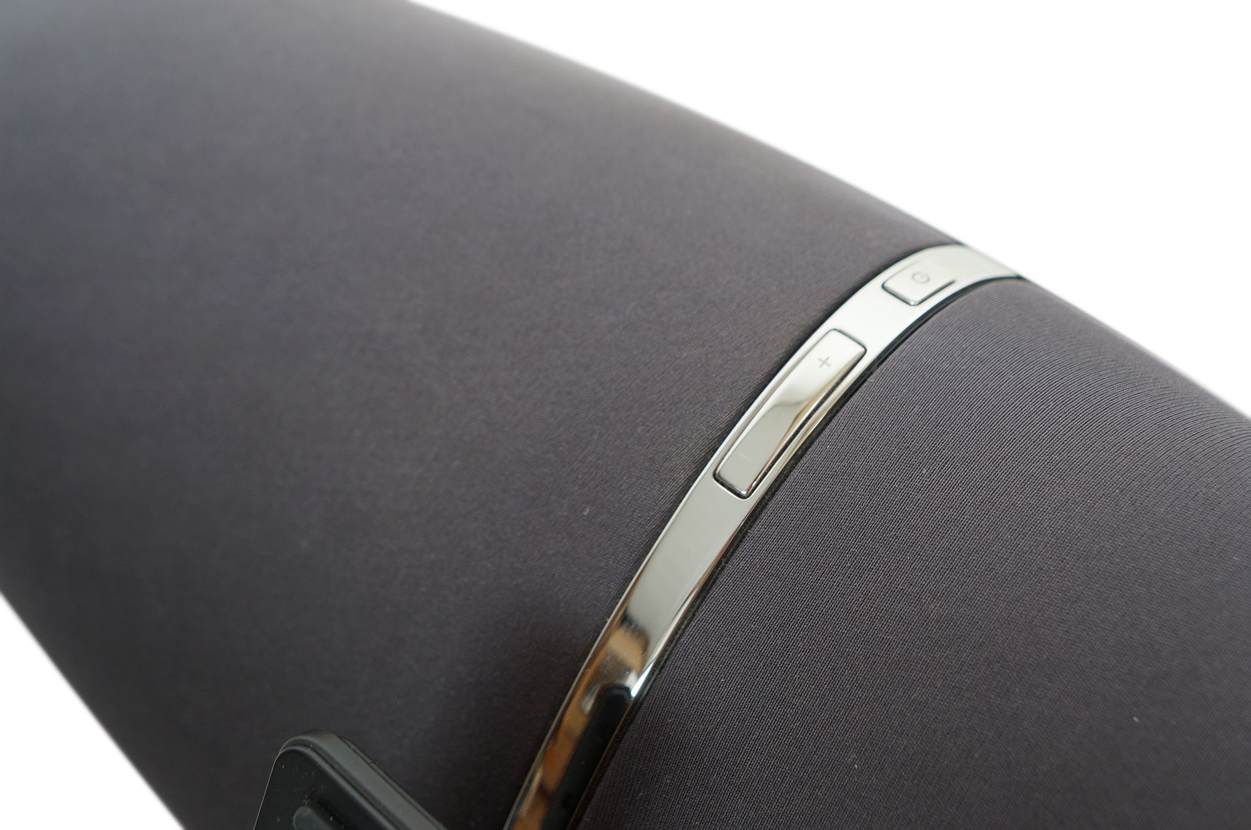 Bowers__Wilkins_Zeppelin_Air_Wireless_Hi-Fi_Lautsprecher_08_result