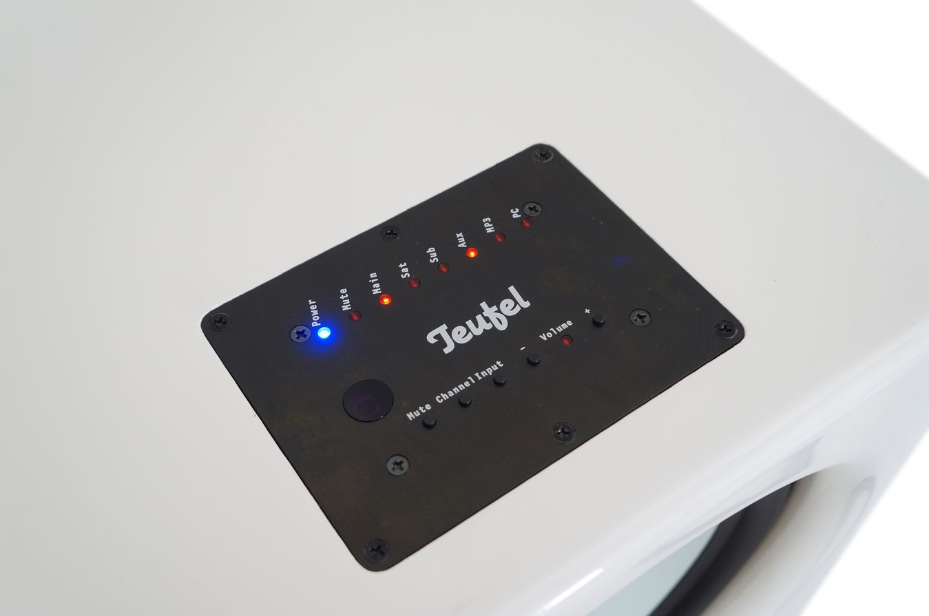 Teufel_A200_3_SW_Motiv_2_Powered_Subwoofer_Weiss_result