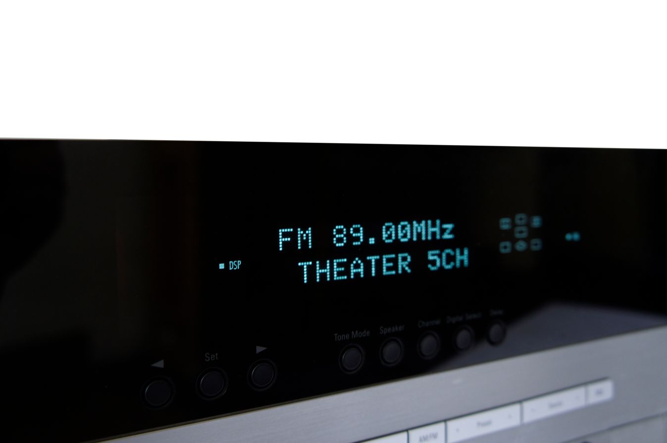 Harman_Kardon_AVR_245_7.1_AV-Receiver_Silber_result