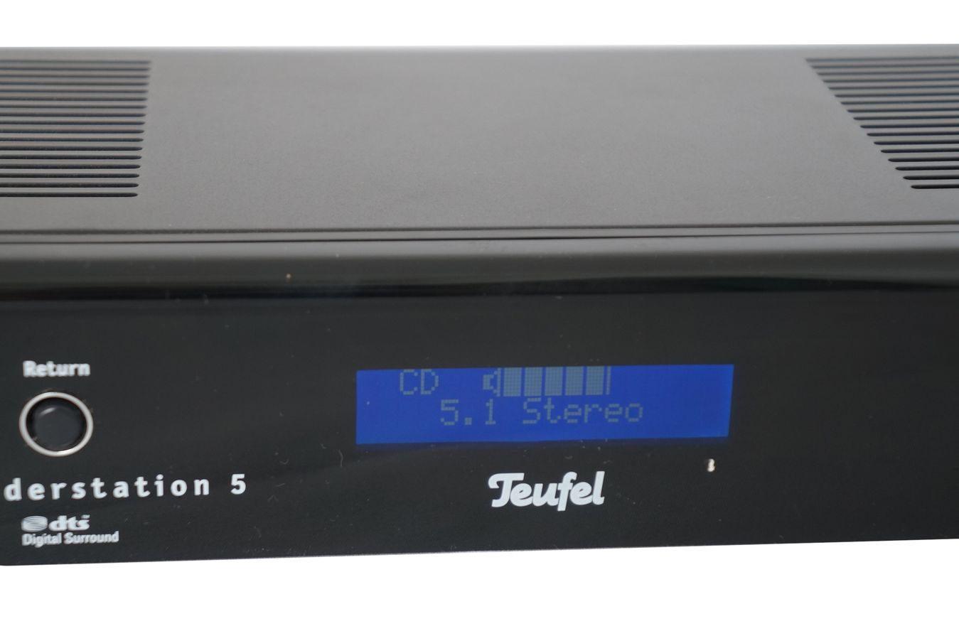 Teufel_Decoderstation_5_Vorverstarker_Dolby_Digital_5.1_Surround_TOP_Zusta_8WabUTT
