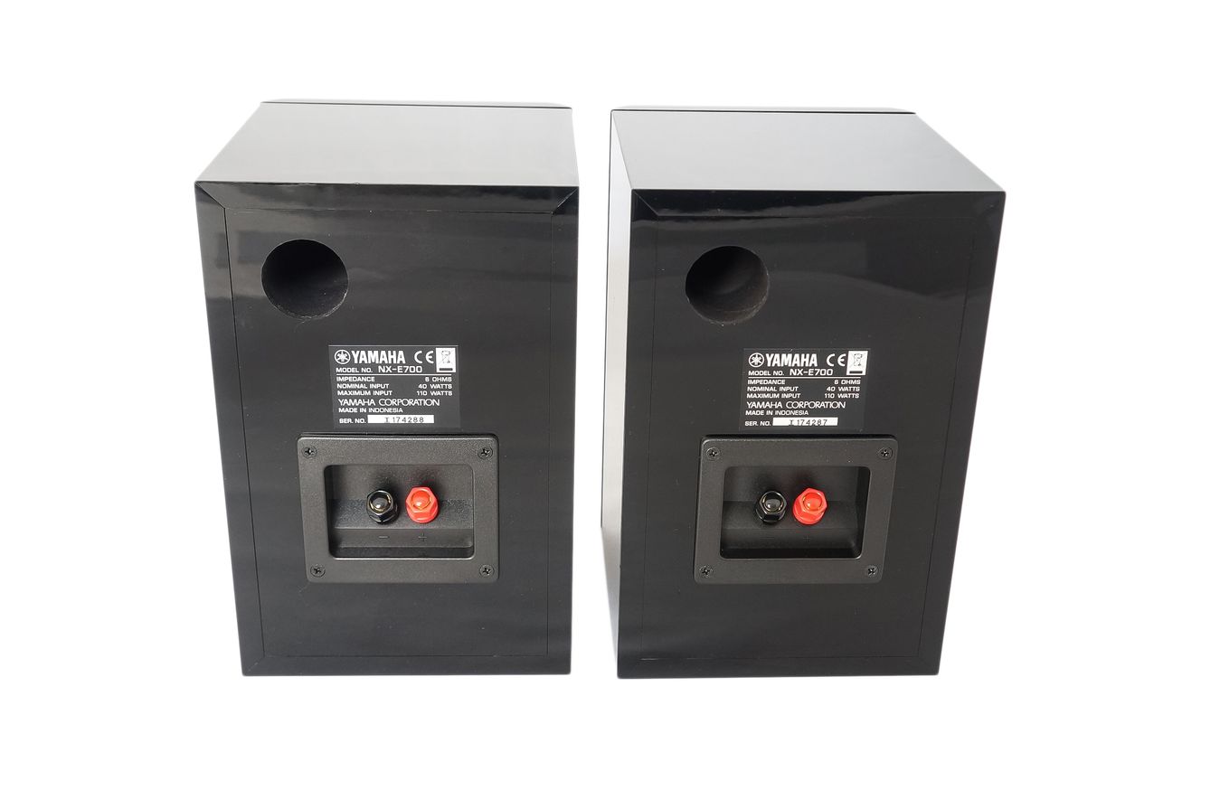 2x_Yamaha_NX-E700_Bassreflex_Lautsprecher_Boxen_Schwarz_04_result