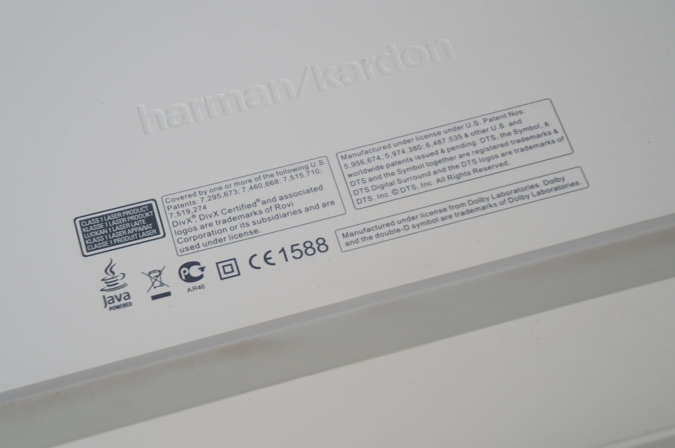 Harman_Kardon_2.1_BDS_277_Receiver_Blu-Ray_Weiss_09_result