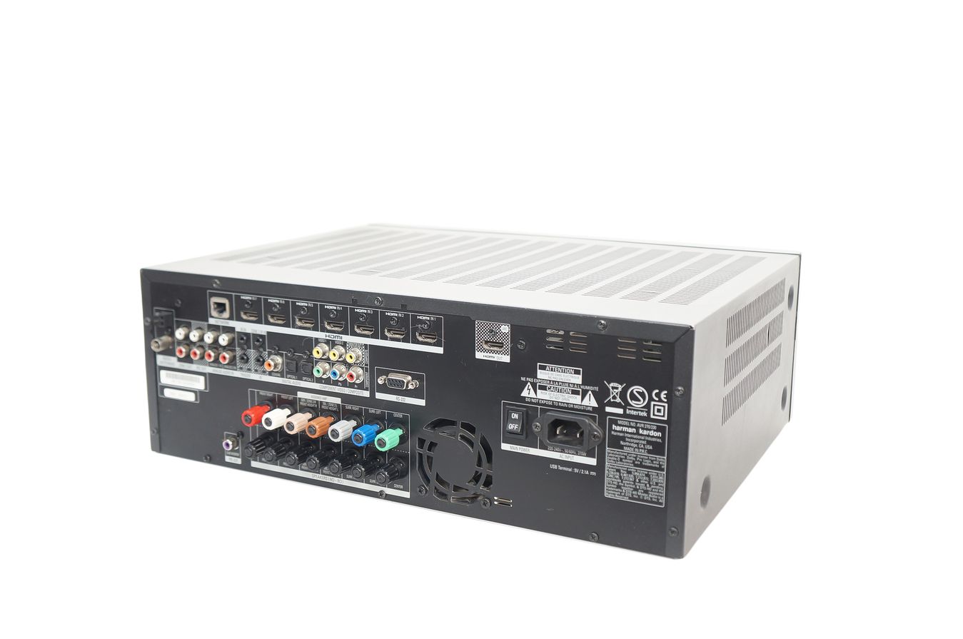Harman_Kardon_AVR_270-230_AV_Receiver_Schwarz_05_result