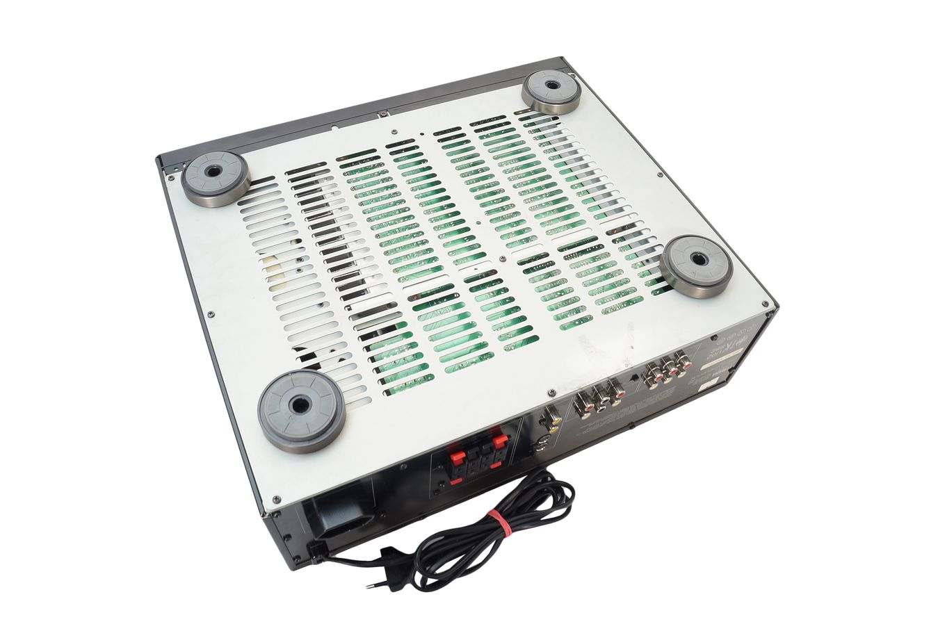 Yamaha_DSP-E580_Amplifier_Verstarker_Schwarz_07_result