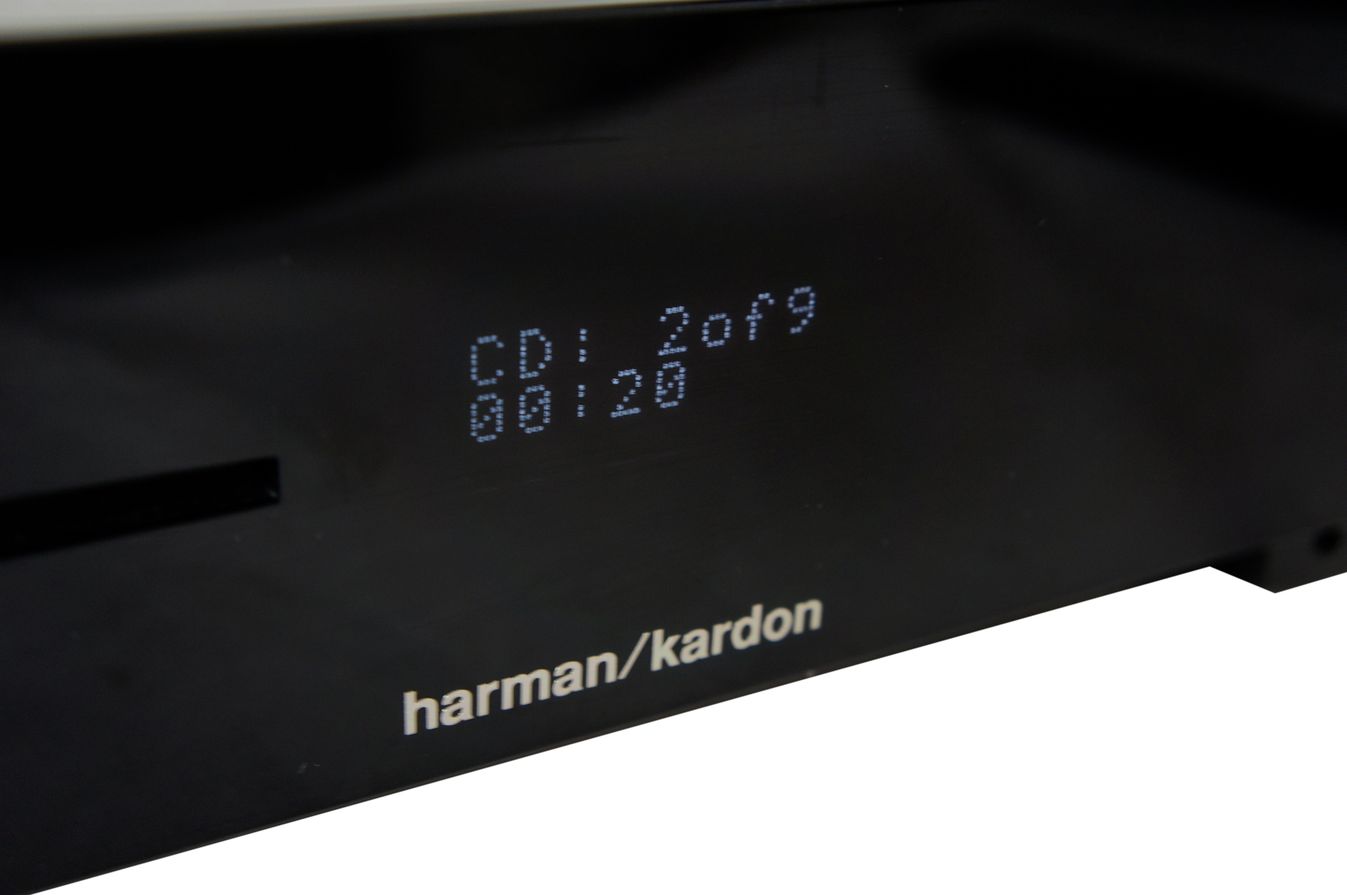 Harman_Kardon_BDS_2_BluRay_2.1_Receiver_3D_HDMI_USB_03_result