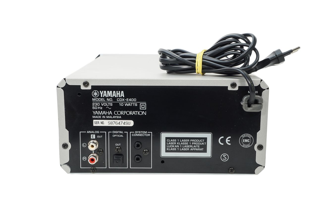 Yamaha_CDX-E400_CD-Player_Silber_07_result