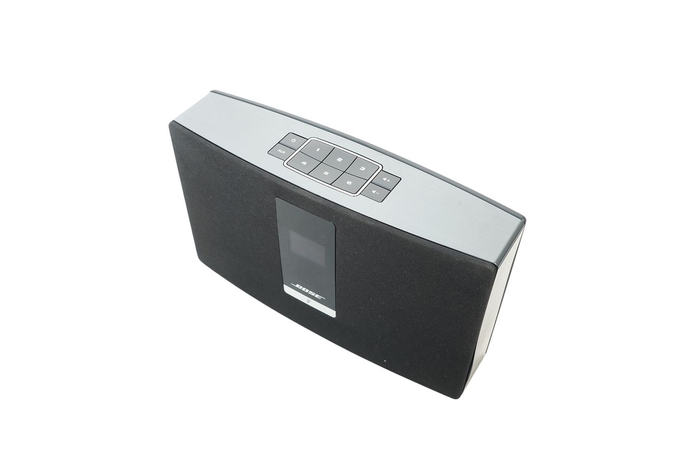 Bose_SoundTouch_Portable_WiFi_Music_System_07_result