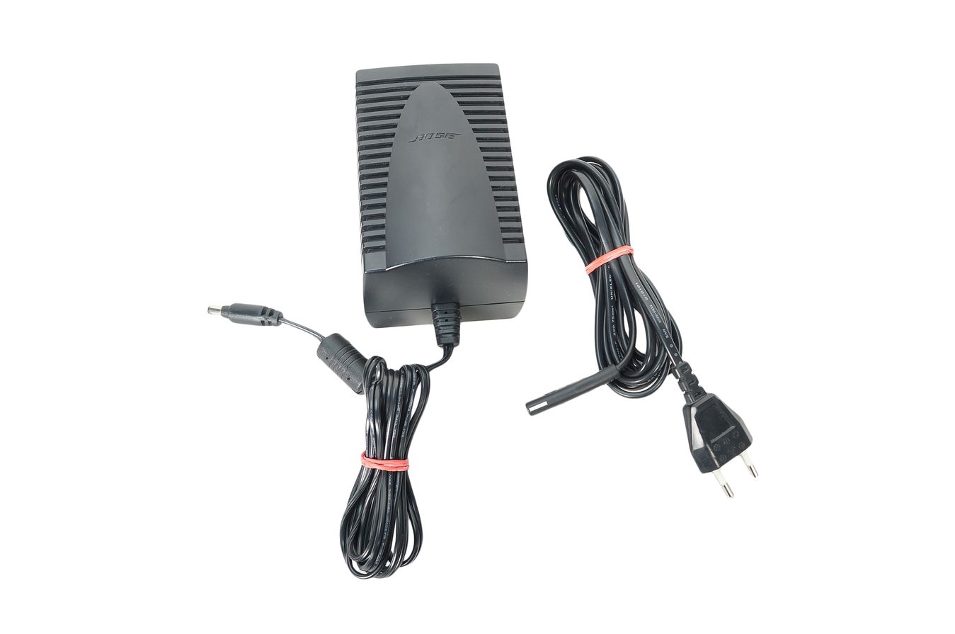 Bose_AV18_Media_Center_Lifestyle_18_28_Series_II_III_11_result