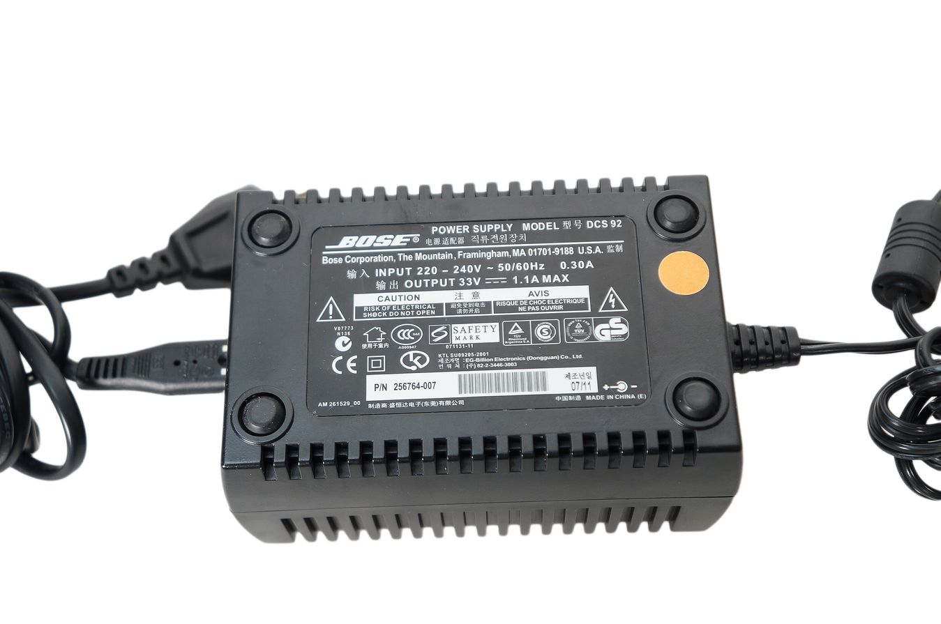 Bose_AV18_Media_Center_Lifestyle_18_28_Series_II_III_13_result