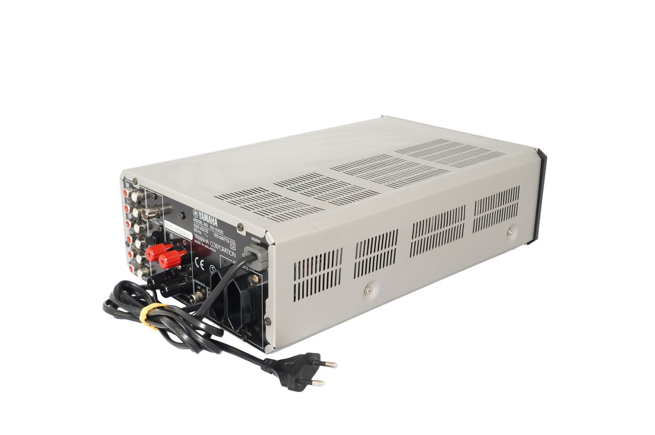 Yamaha_RX-E400_Stereo_2.1_Receiver_Silber_03_result