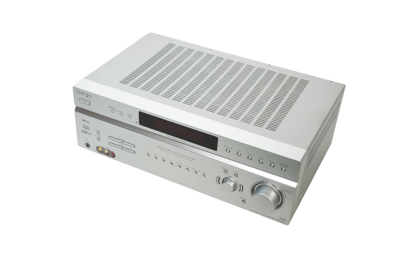 Sony_STR-DE697_7.1_Heimkino_Stereo_Receiver_Silber_07_result