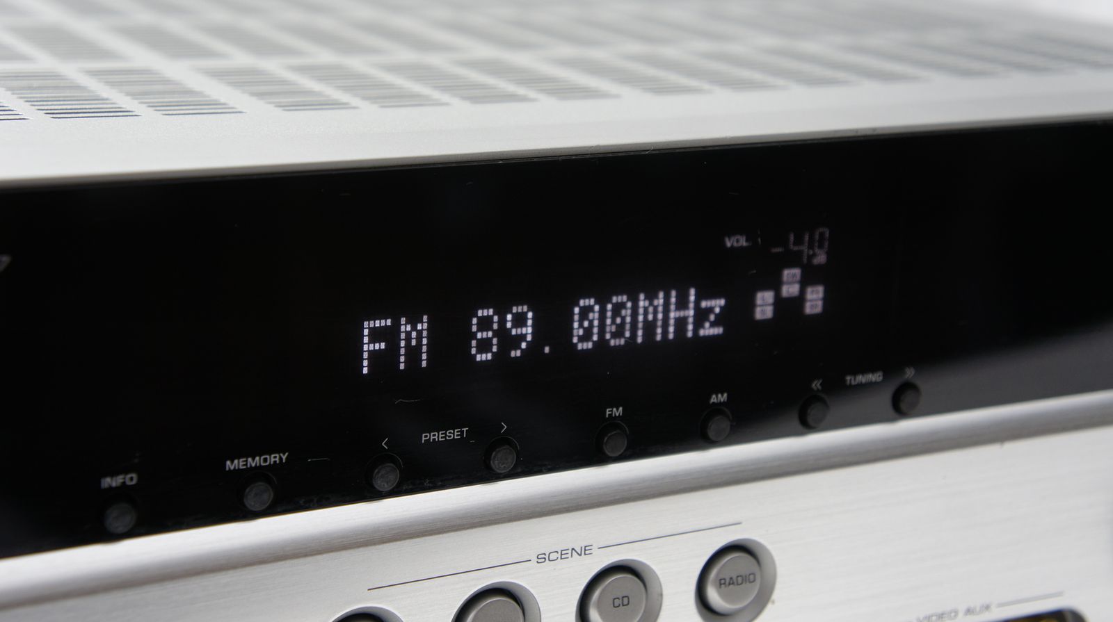 Yamaha_RX-V367_Heimkino_AV_Receiver_mit_HDMI_Silber_result