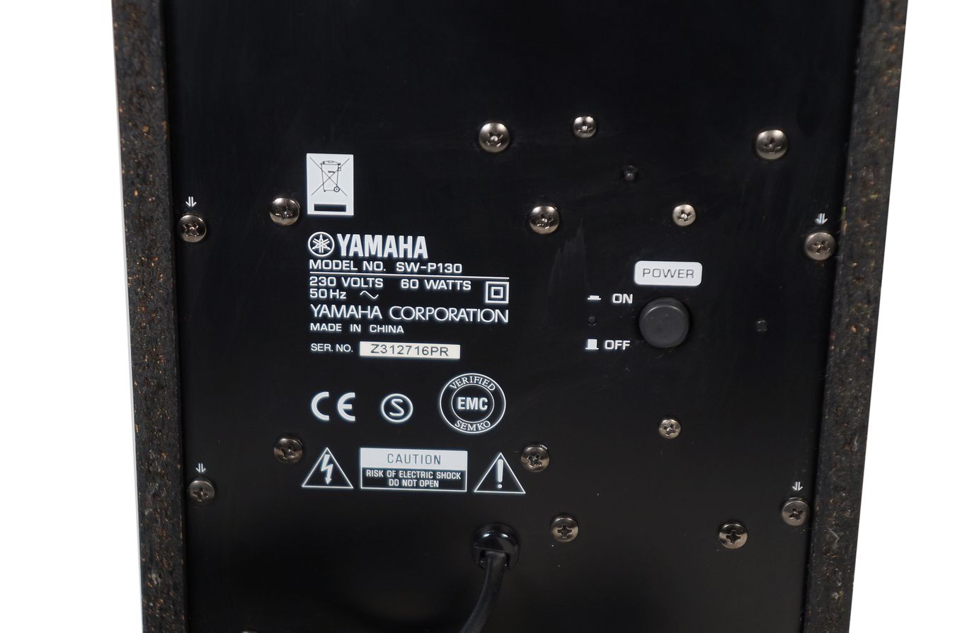 Yamaha_SW-P130_Subwoofer_Aktiv_Silber_06_result