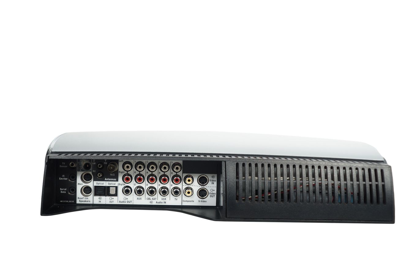 Bose_Lifestyle_18_28_38_Model_AV38_Media_Center_07_result