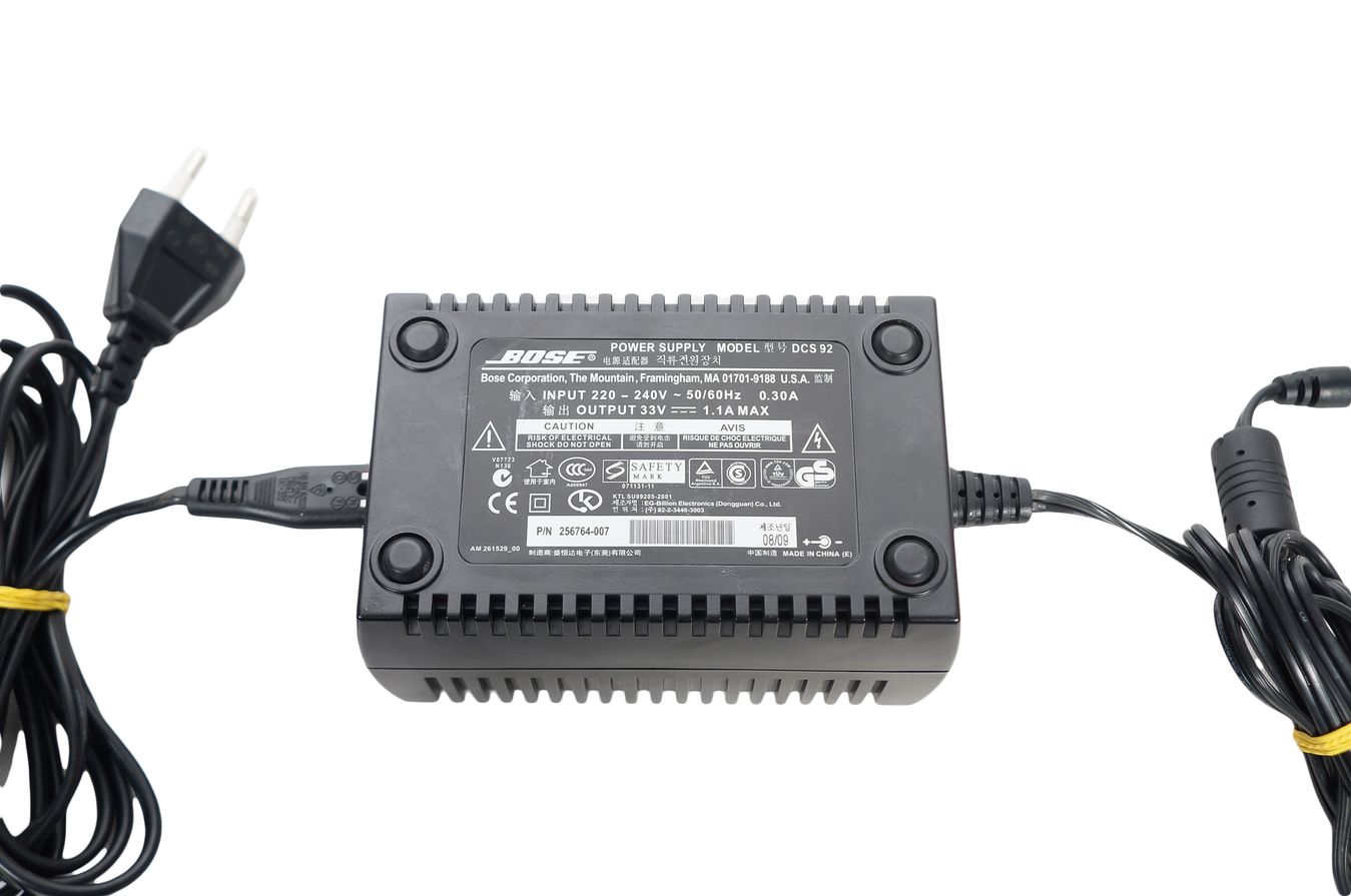 Bose_Lifestyle_18_28_38_Model_AV38_Media_Center_16_result