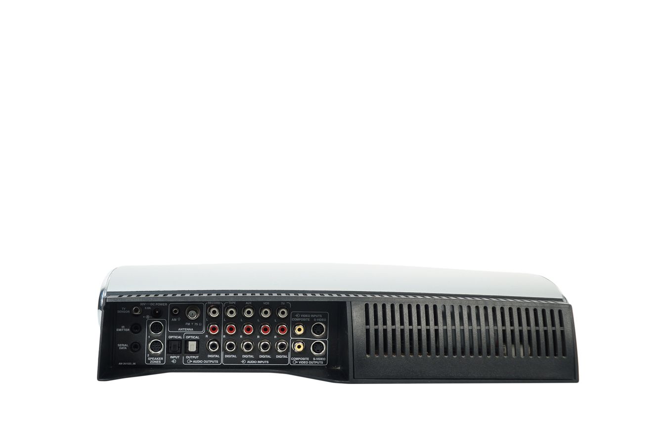 Bose_Lifestyle_18_28_38_Model_AV28_Media_Center_07_result