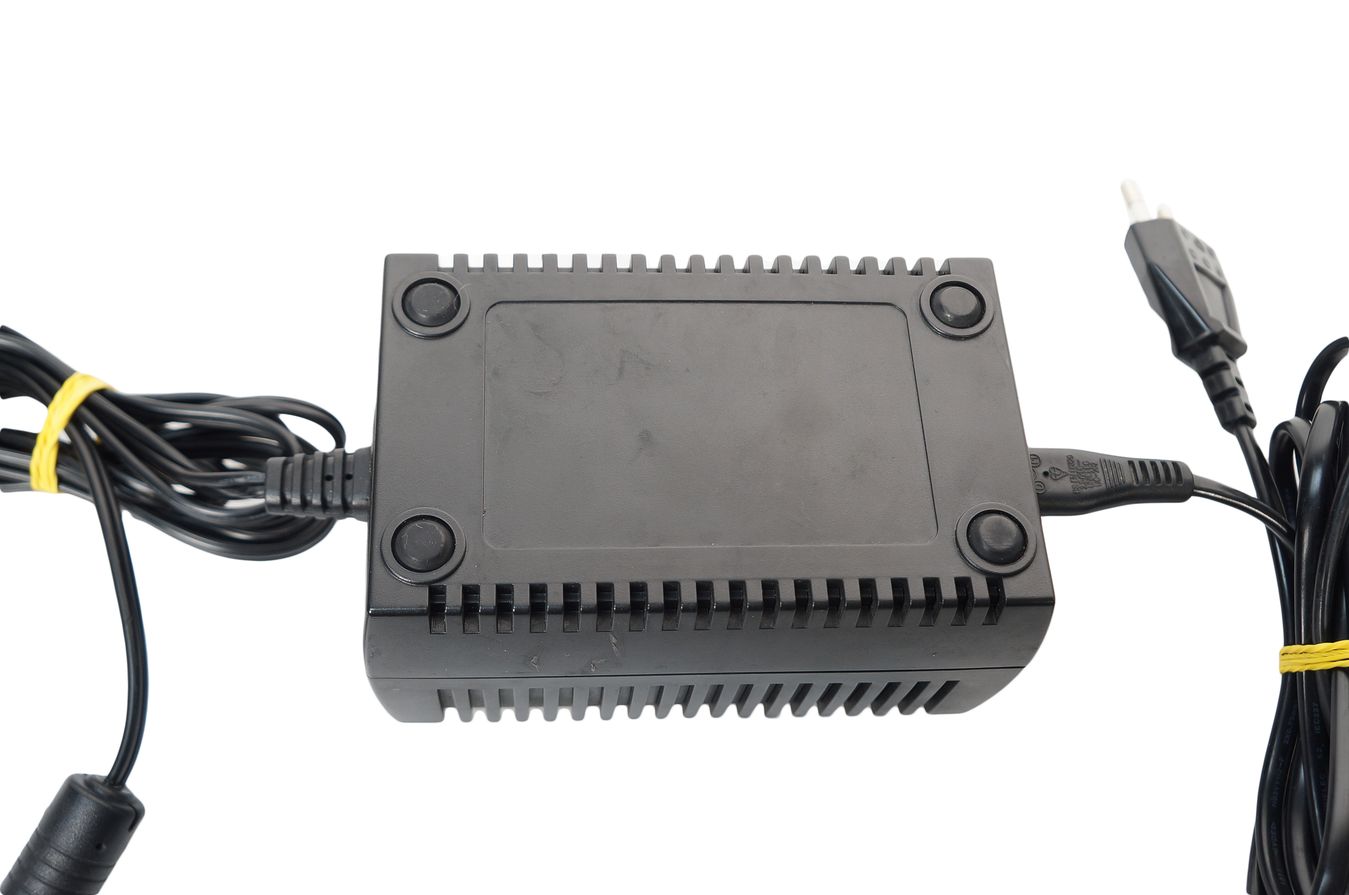 Bose_Lifestyle_18_28_38_Model_AV28_Media_Center_13_result