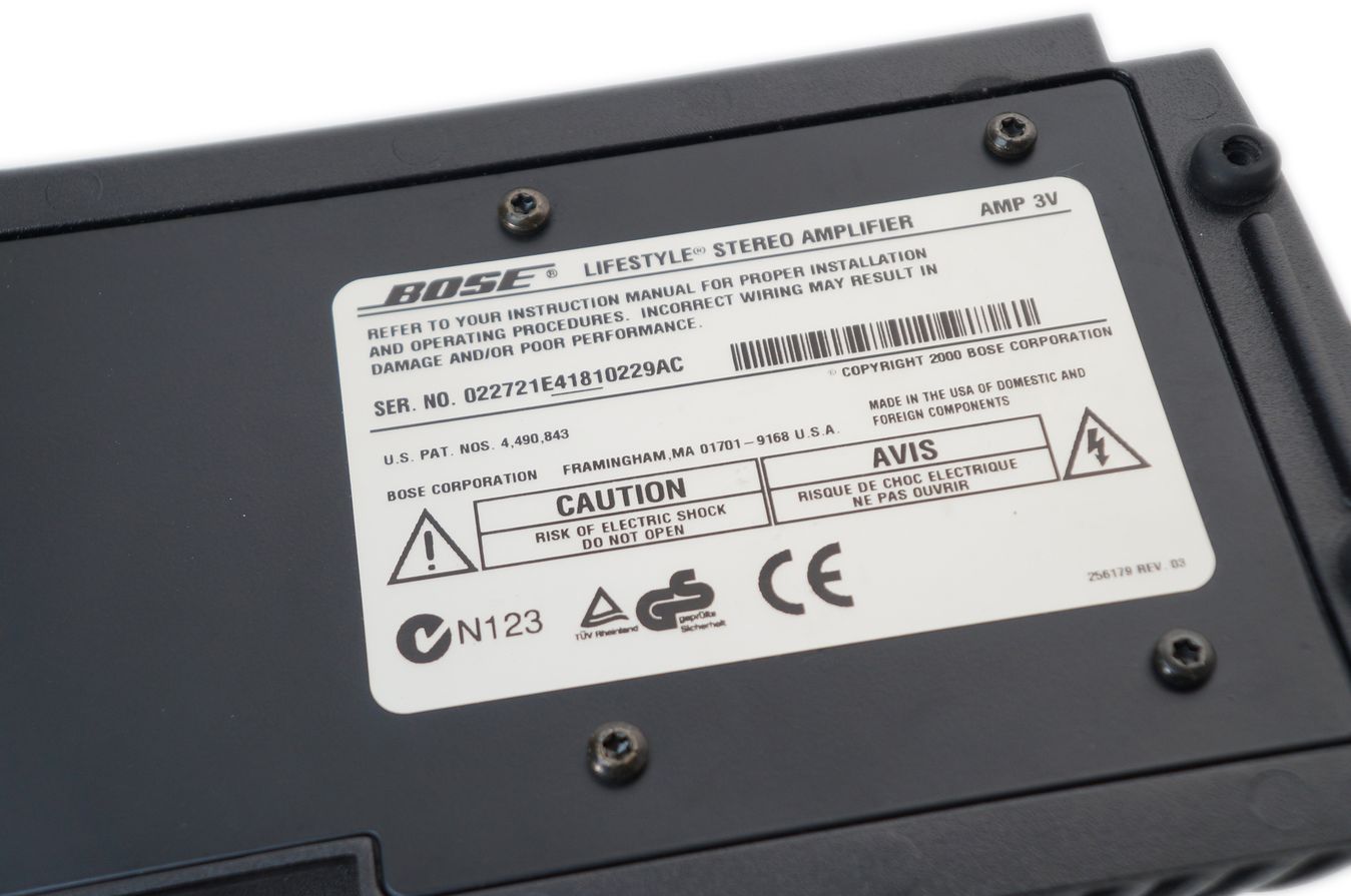 Bose_Lifestyle_Stereo_Amplifier_Schwarz_06_result