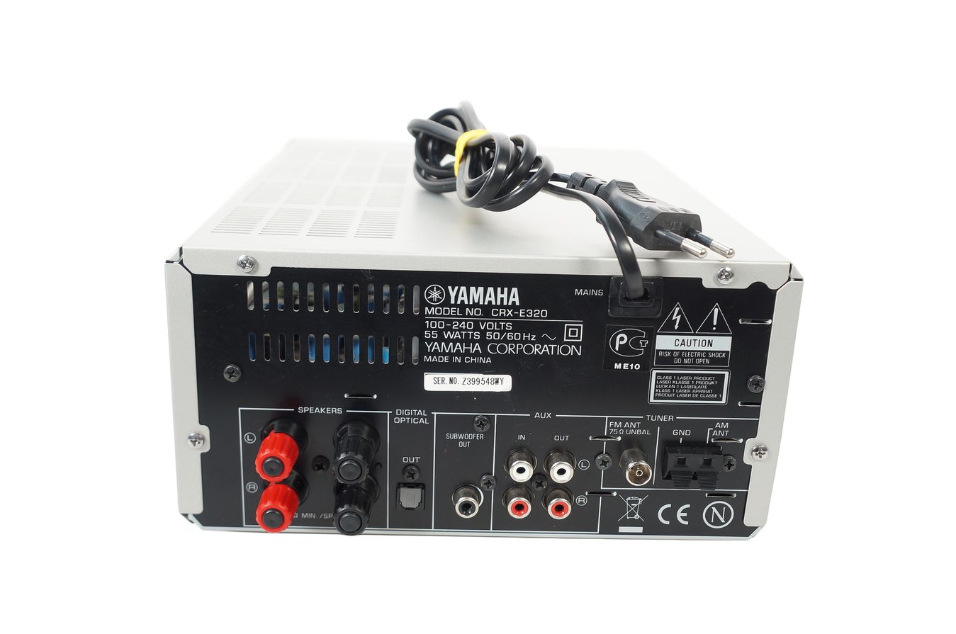Yamaha_CRX-E320_2.1_Natural_Sound_CD_Receiver_Silber_09_result