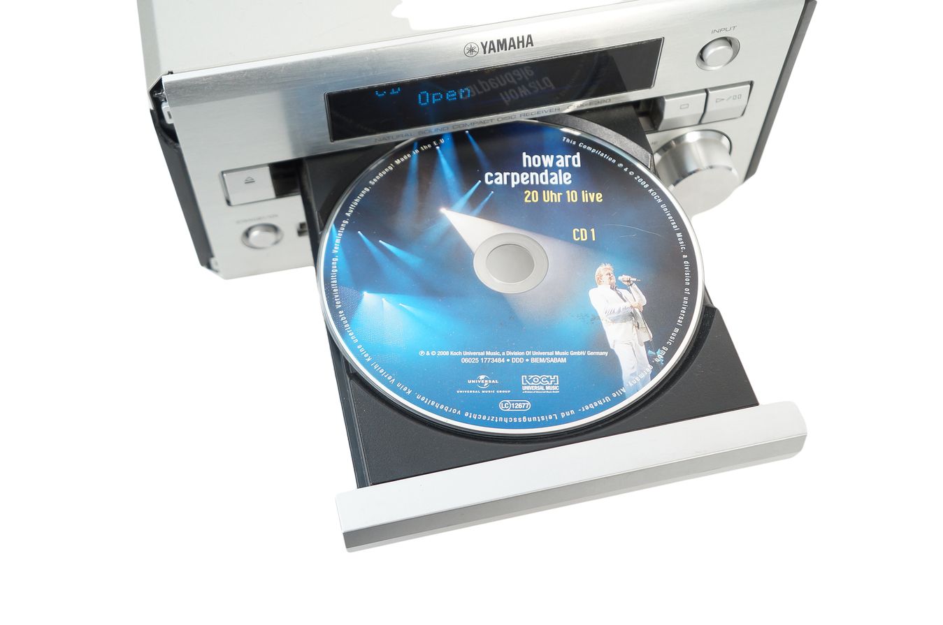 Yamaha_CRX-E320_2.1_Natural_Sound_CD_Receiver_Silber_result