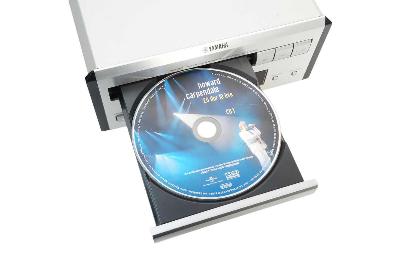 Yamaha_CDX-E400_CD-Player_Silber_result