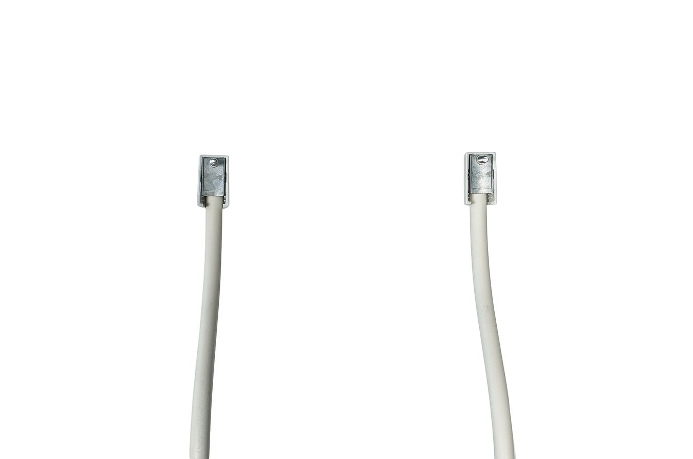 2x_Bose_UFS-20_Lautsprecherstander_Weiss_07_result