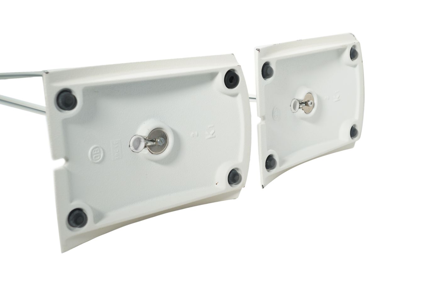 2x_Bose_UFS-20_Lautsprecherstander_Weiss_11_result