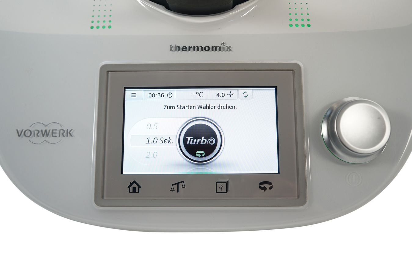 Vorwerk_Thermomix_TM5-1_Kuchenmaschine_03_result