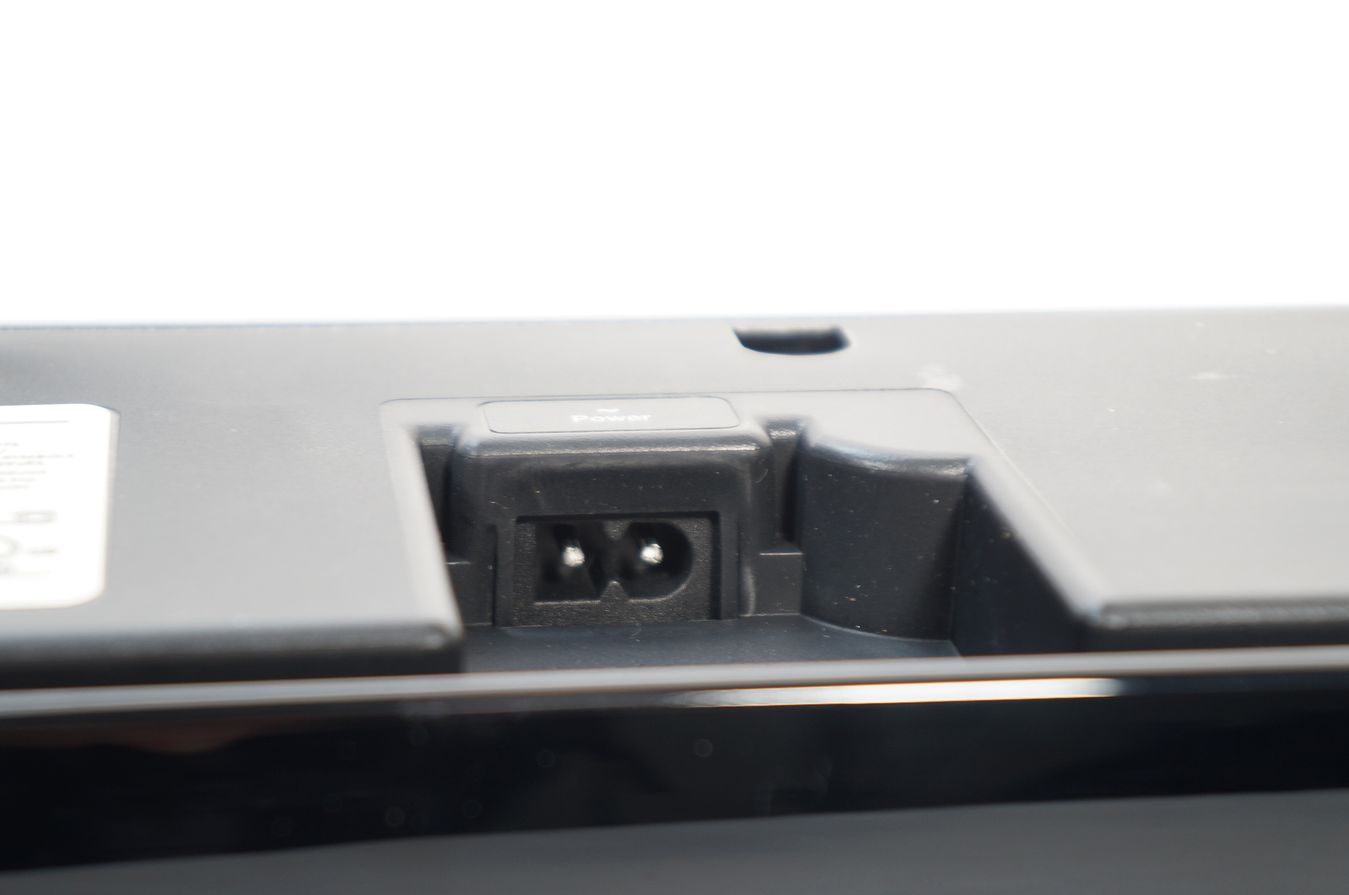 Bose_Lifestyle_135_Soundbar_Lautsprecher_Speaker_Array_Schwarz_07_result