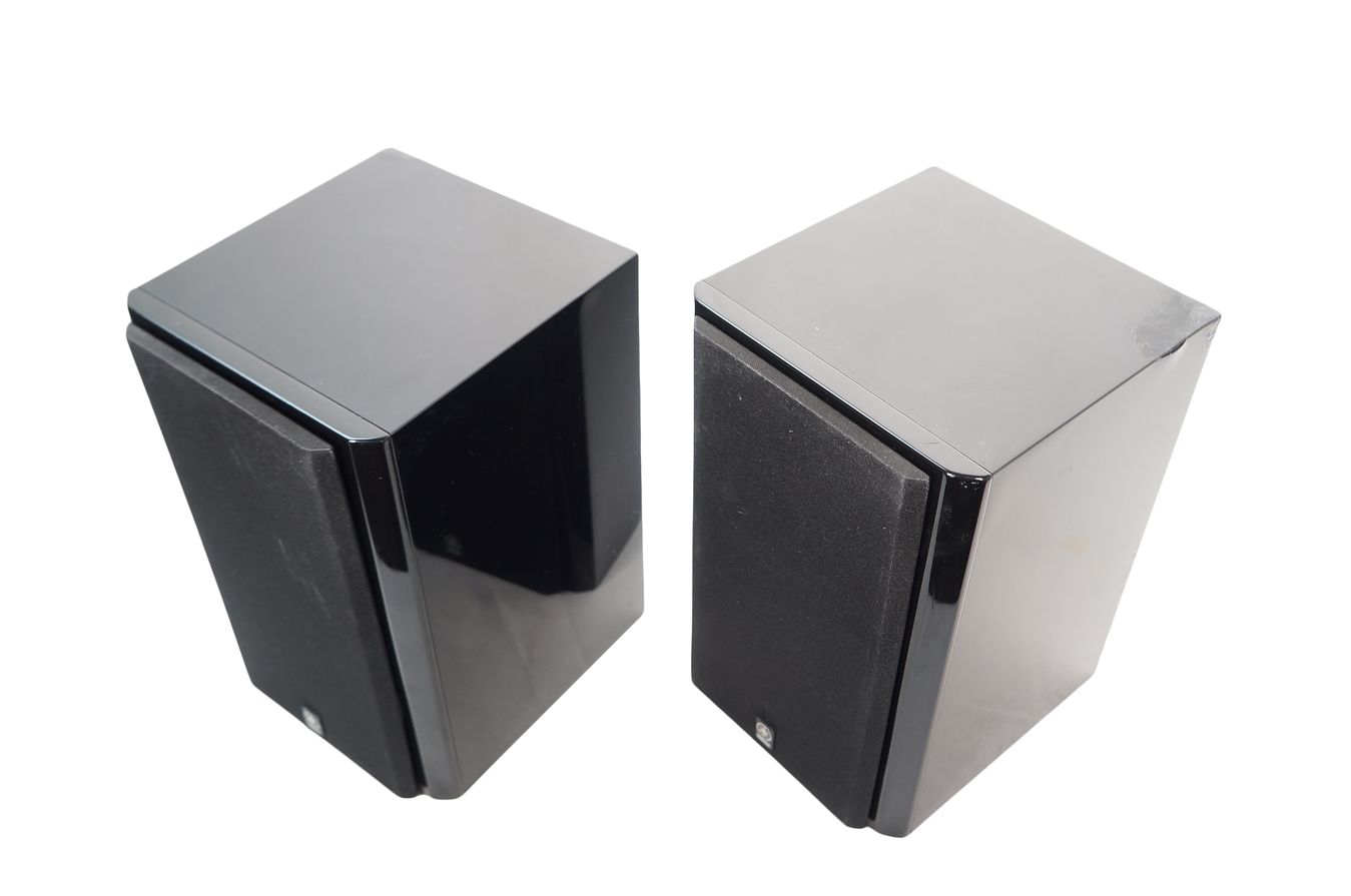 2x_Yamaha_NX-E700_Bassreflex_Lautsprecher_Boxen_Schwarz_07_result