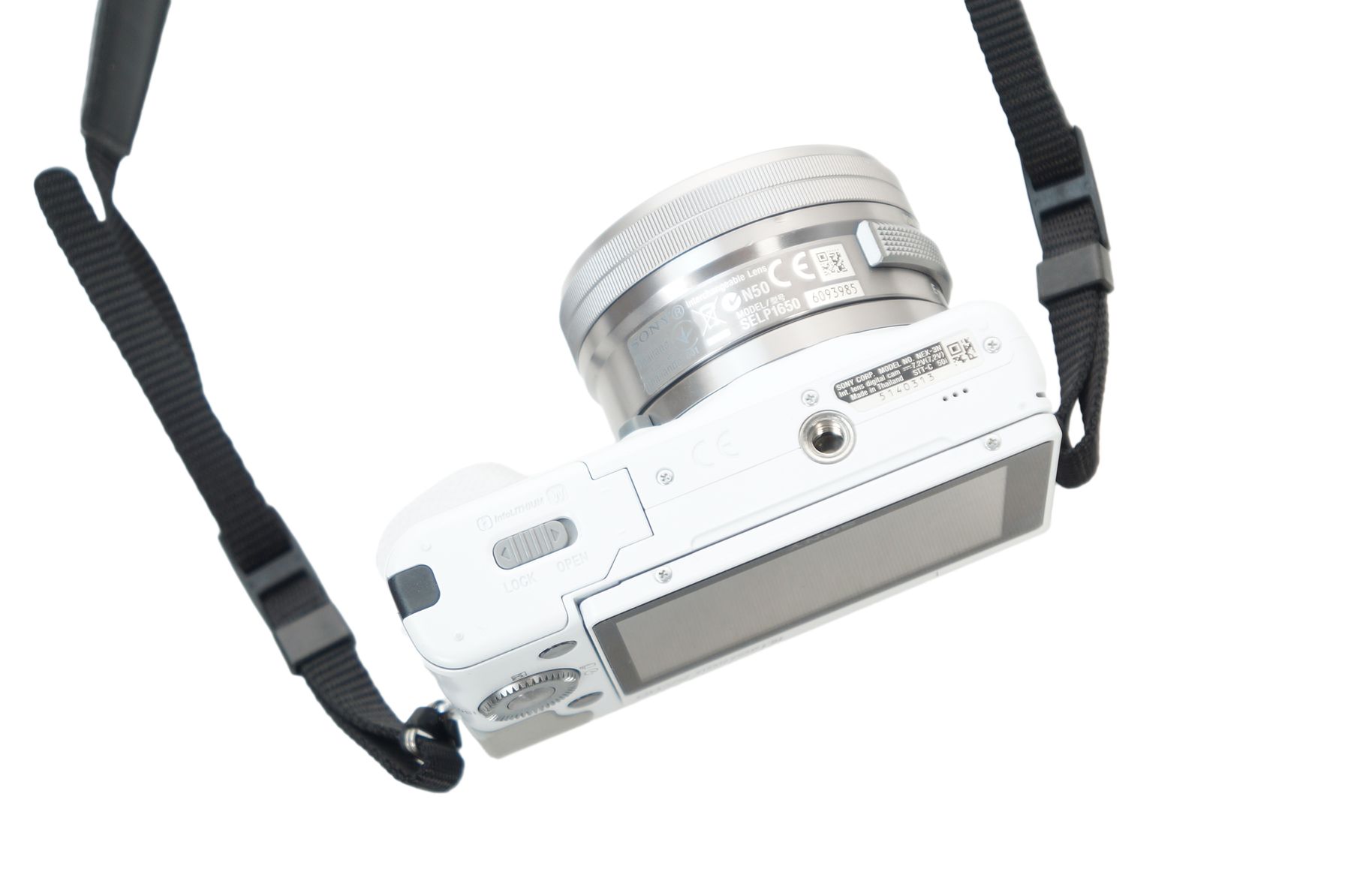 Sony_NEX-3N_Spiegellose_Kamera_16_MP_mit_Objektiv_WeiB_15_result