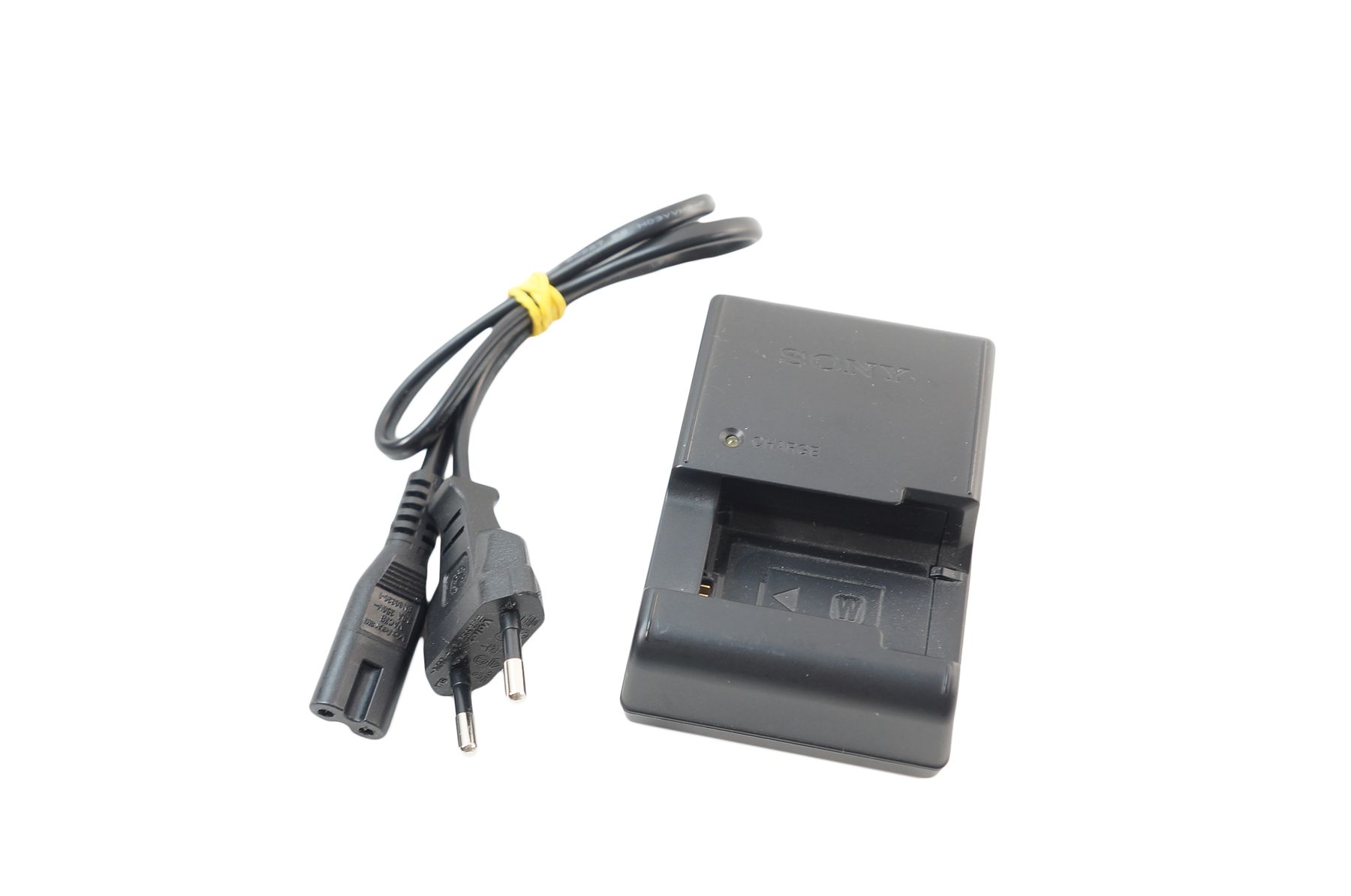 Sony_Alpha_7_24_MP_Spiegellose_Kamera_mit_Yongnuo_Objektiv_20_result