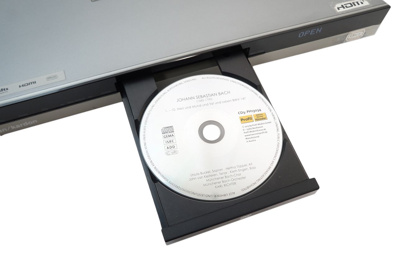 Harman_Kardon_DVD_37_DVD_Player_Silber_02_result