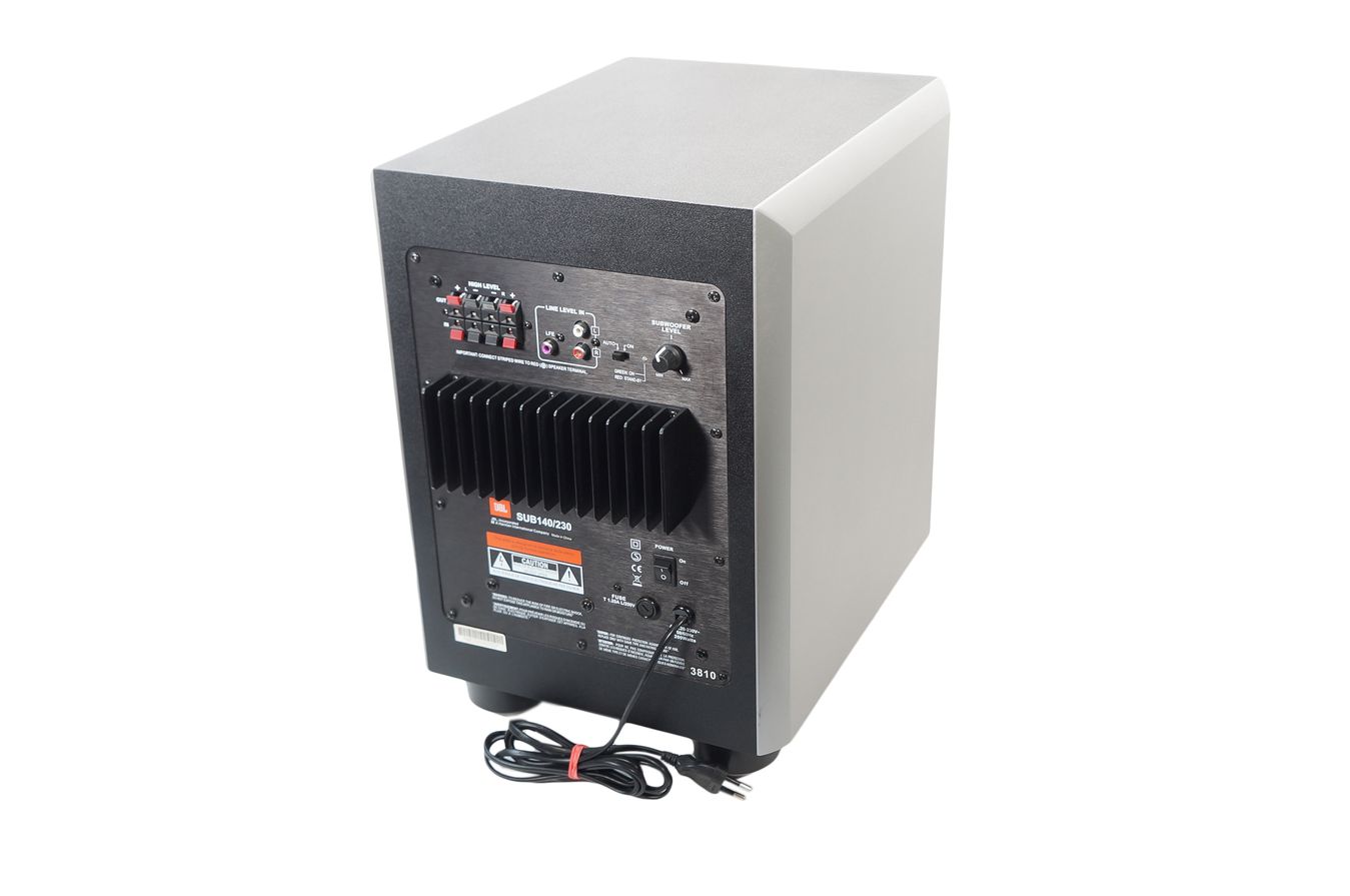 JBL_SUB_140_Subwoofer_Aktiv_Silber_02_result