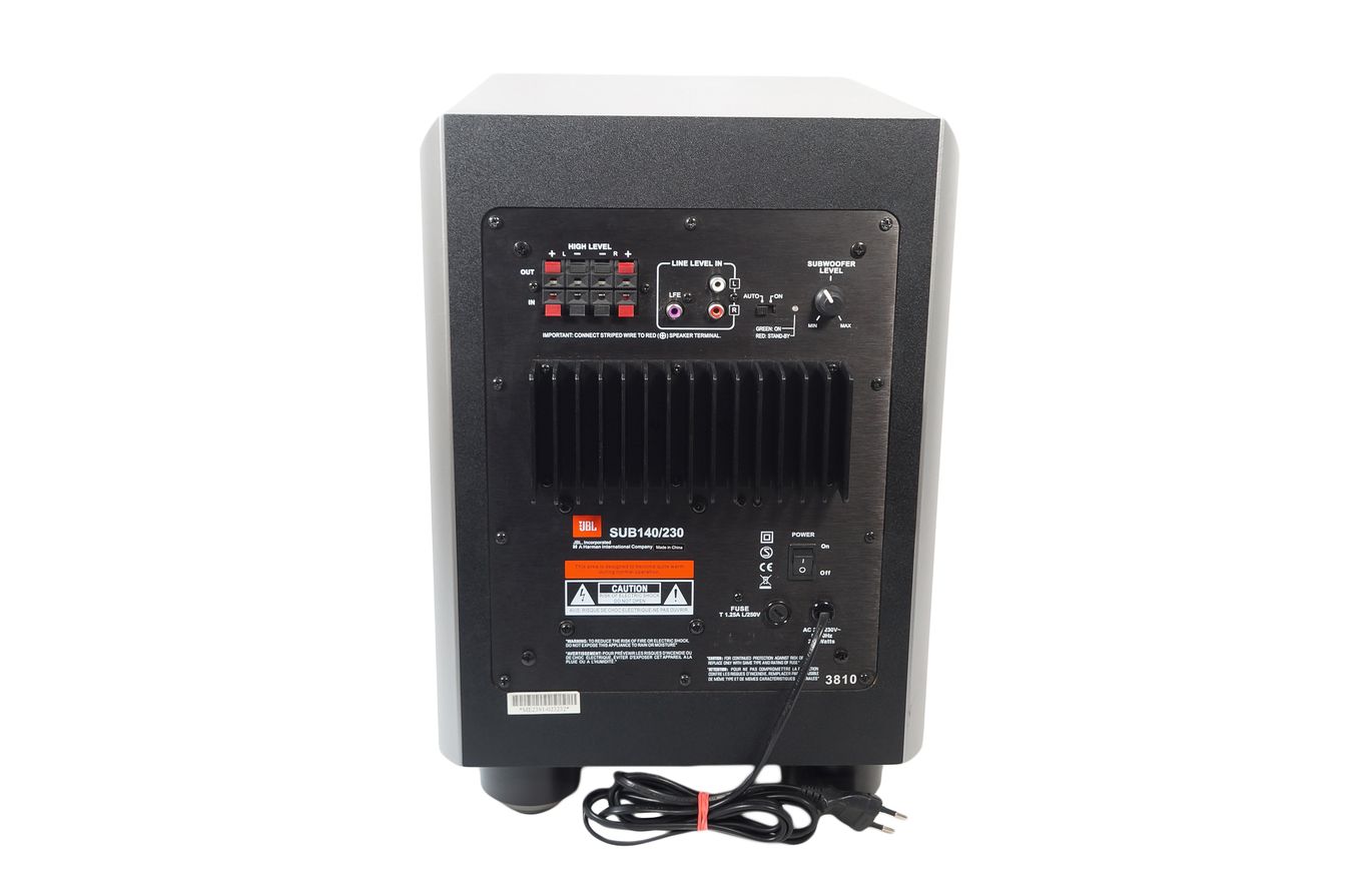 JBL_SUB_140_Subwoofer_Aktiv_Silber_03_result