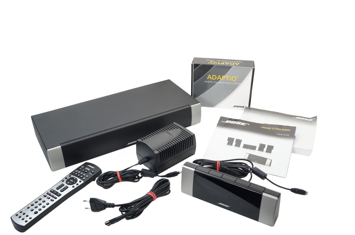 Bose_Media_Center_MC1_Steuerkonsole_Lifestyle_V10_V30_V20_03_result