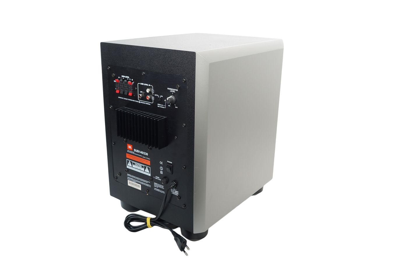 JBL_SUB_140_Subwoofer_Aktiv_Silber_03_result