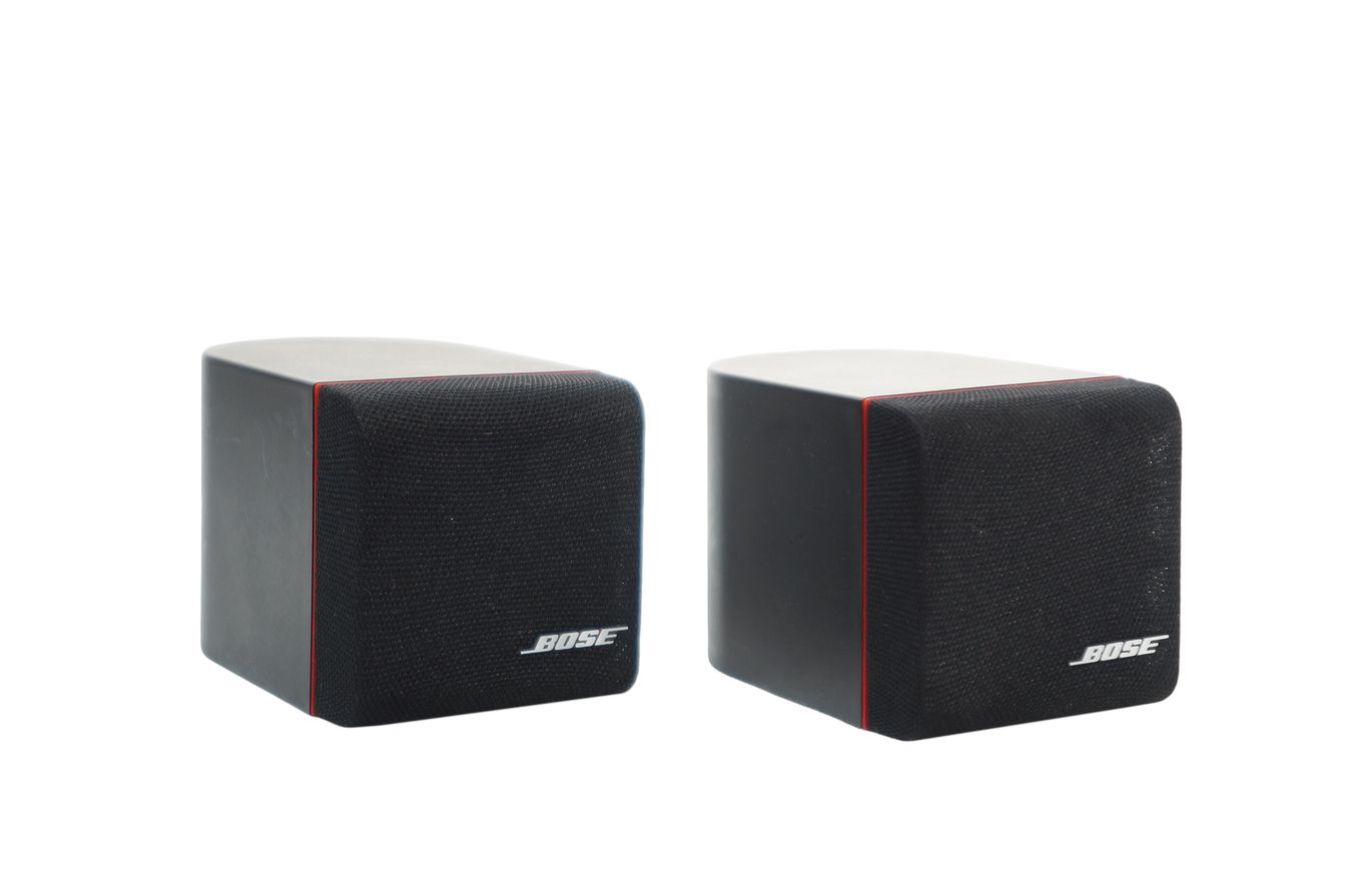 2x_Bose_Einzelcubes_Lautsprecher_Boxen_Series_II_mit_roten_Rand_result