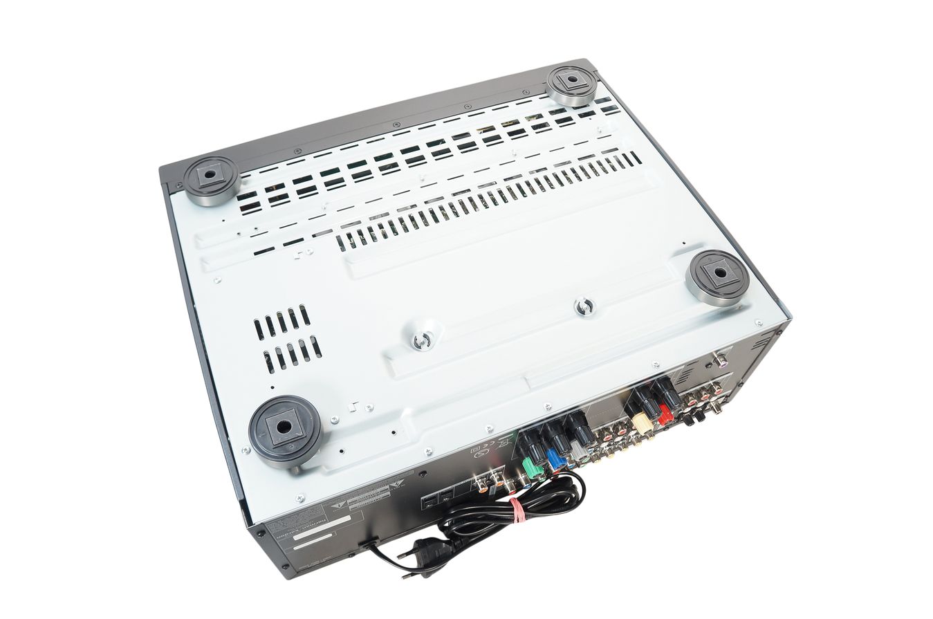 Harman_Kardon_AVR_138_AV_Receiver_Schwarz_10_result