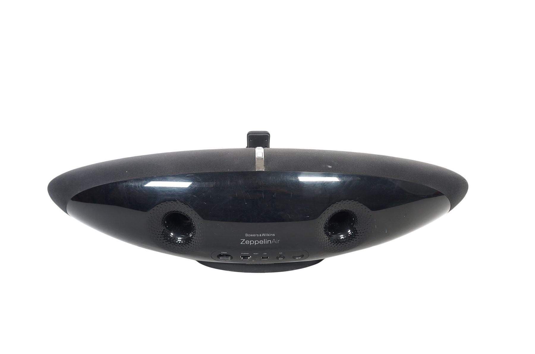Bowers__Wilkins_Zeppelin_Air_Wireless_Hi-Fi_Lautsprecher_Soundbox_05_result