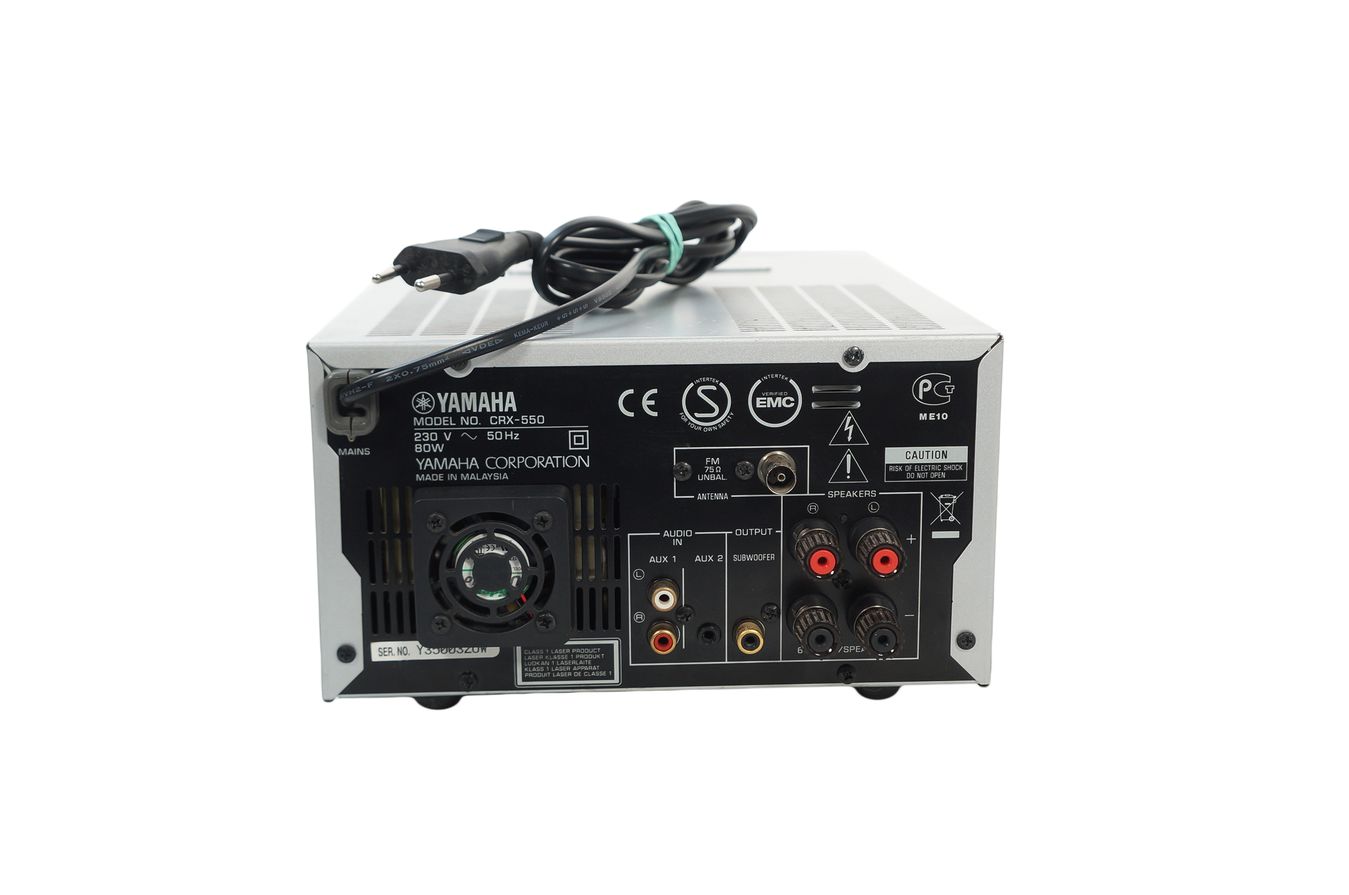 Yamaha_CRX-550_CD_Receiver_Silber_06_result