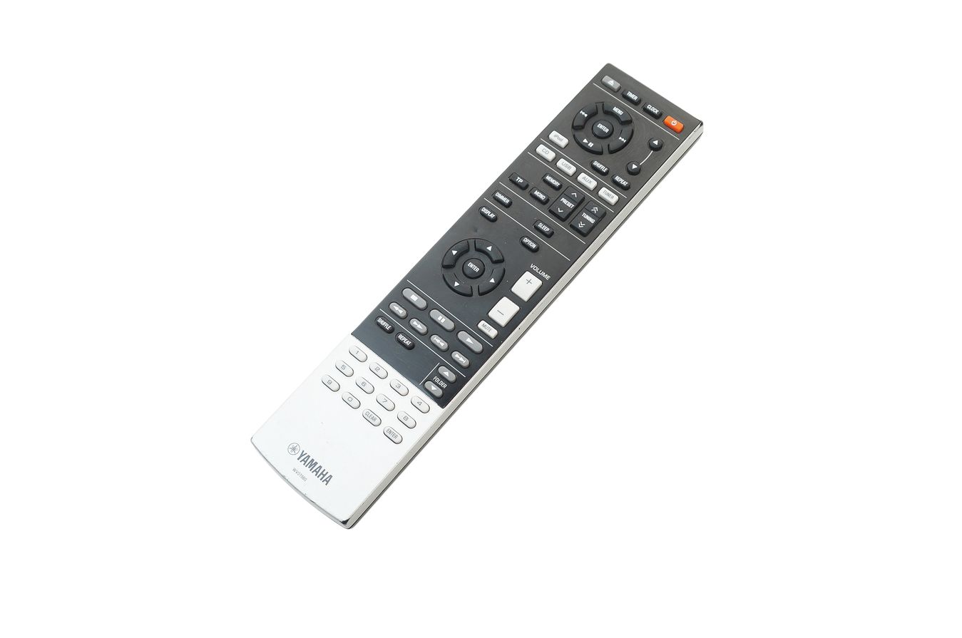 Yamaha_CRX-550_CD_Receiver_Silber_10_result